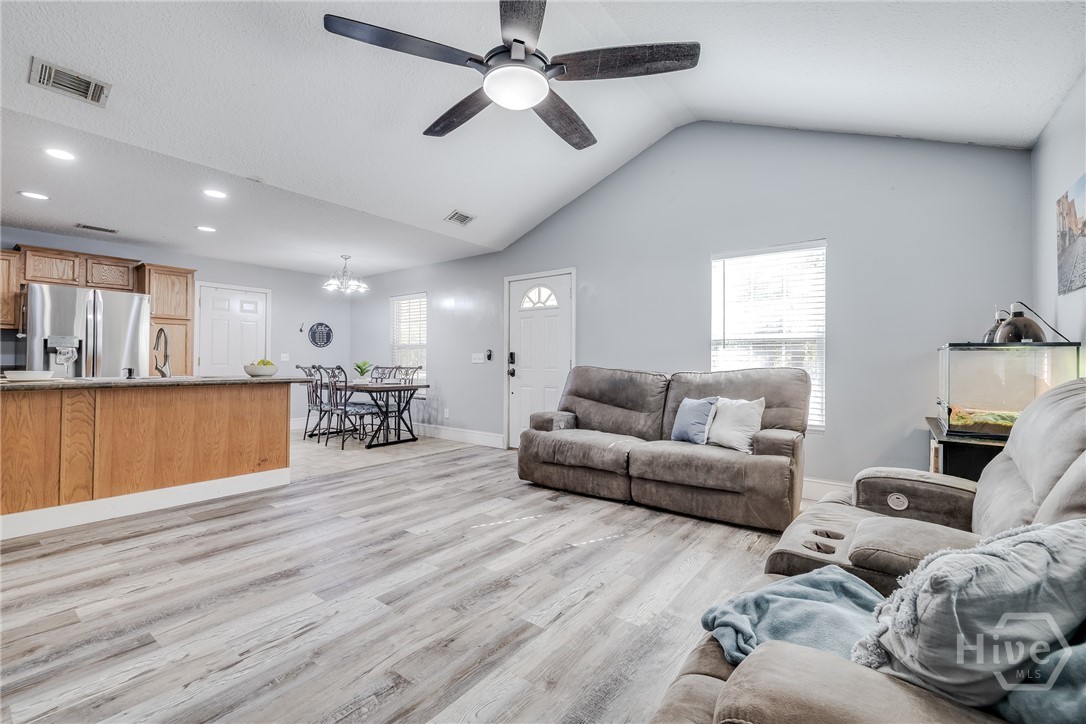 Homes for sale in Rincon, GA | 31 Oak Ln, Rincon, GA 31326 | MLS# SA343875