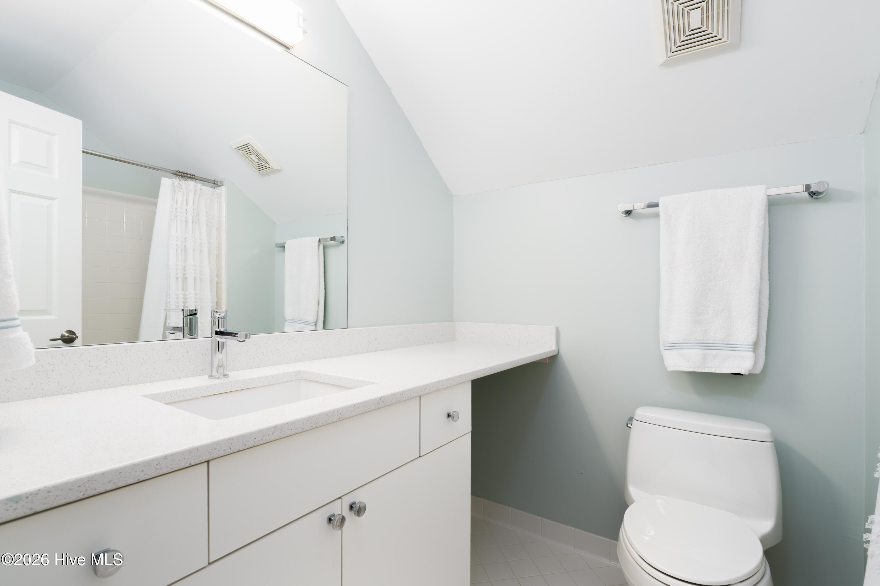 100553982 | Photo 36