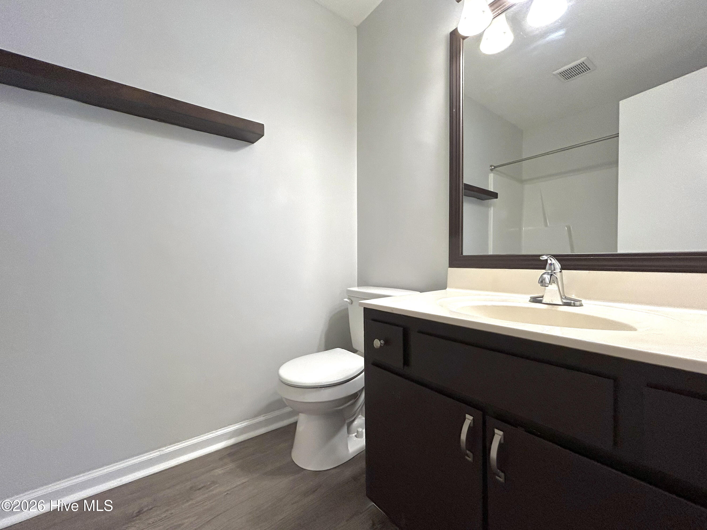 100563583 | Photo 20