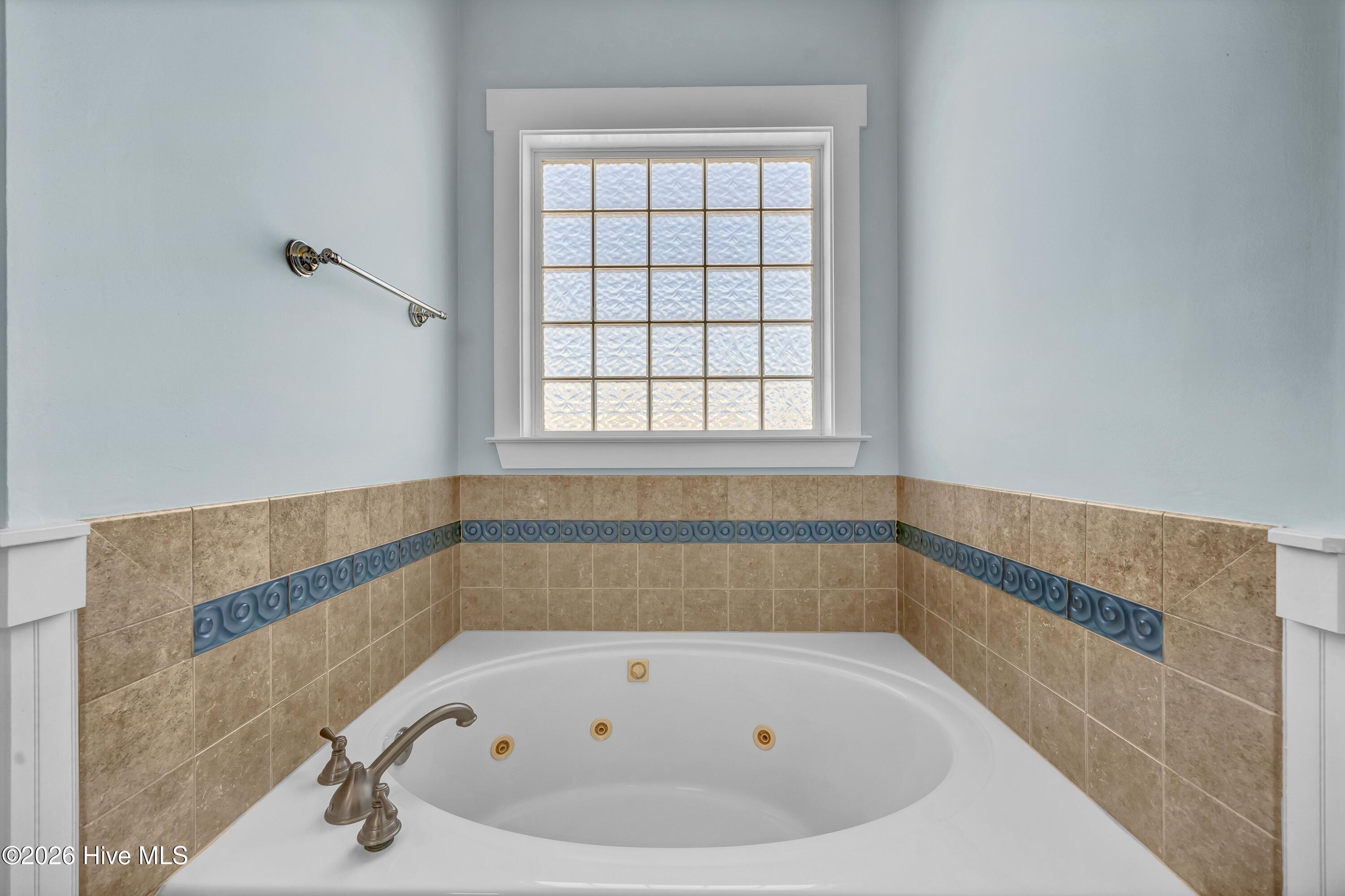 100554814 | Photo 29