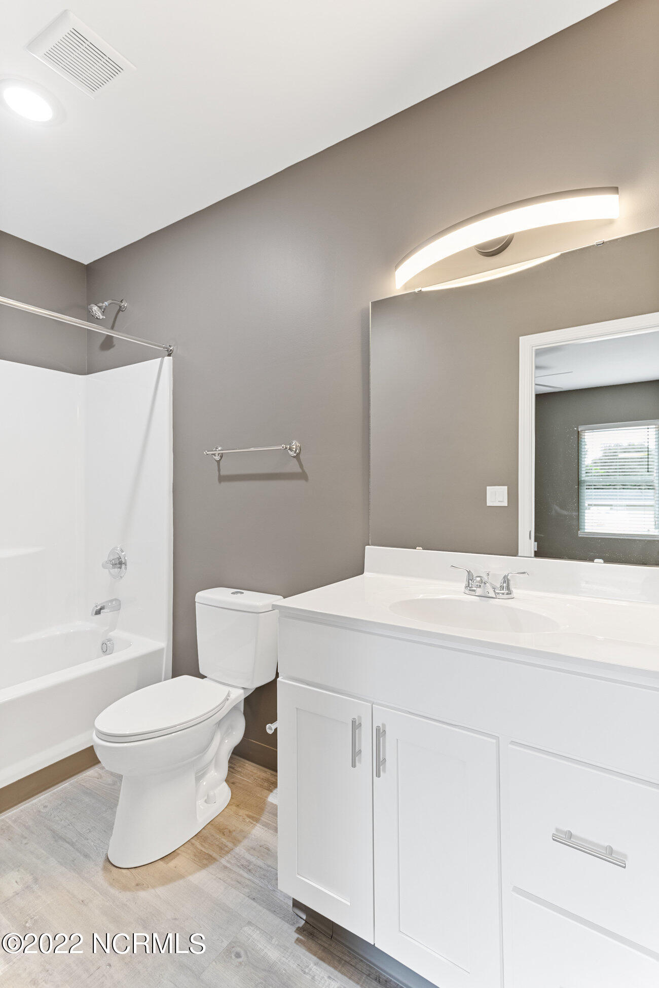 100492638 | Photo 29