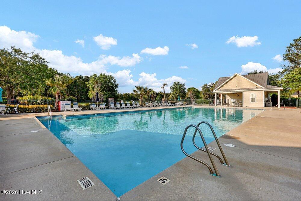 100568146 | Photo 37