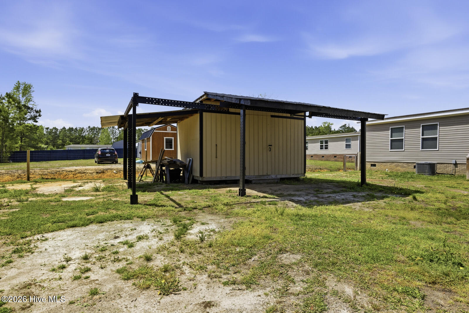 100565358 | Photo 33