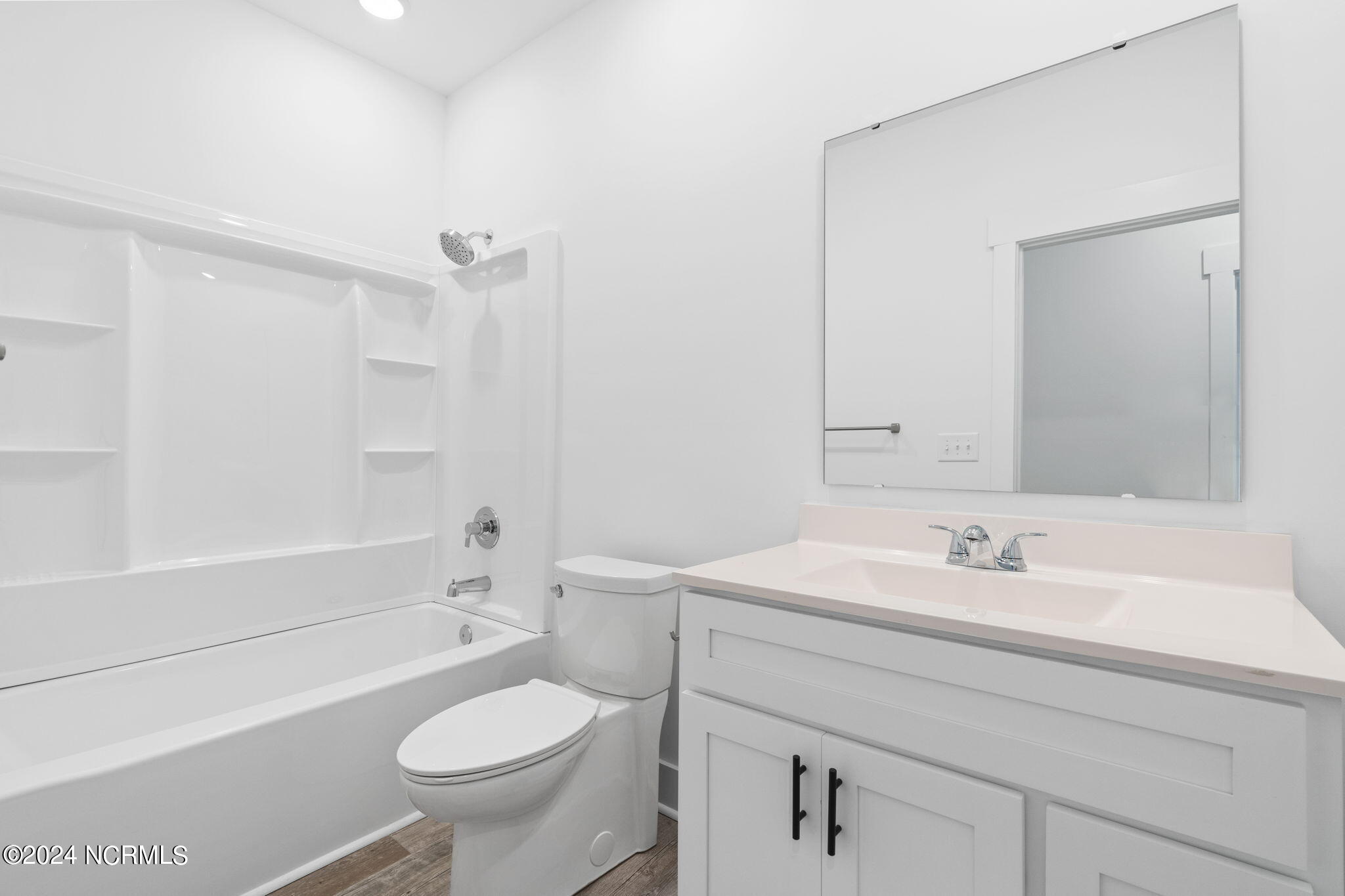 100558274 | Photo 29