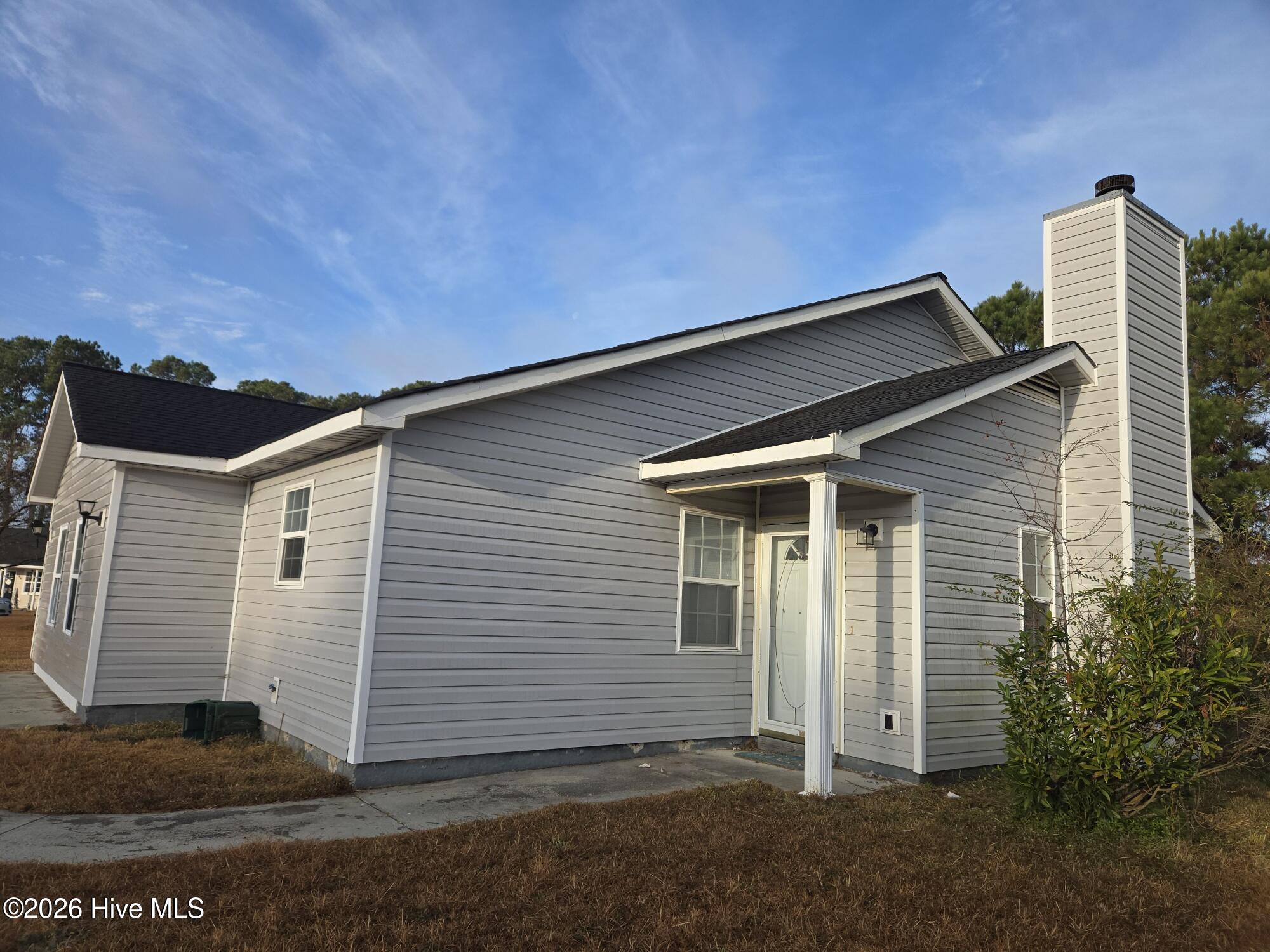 100553885 | Photo 14