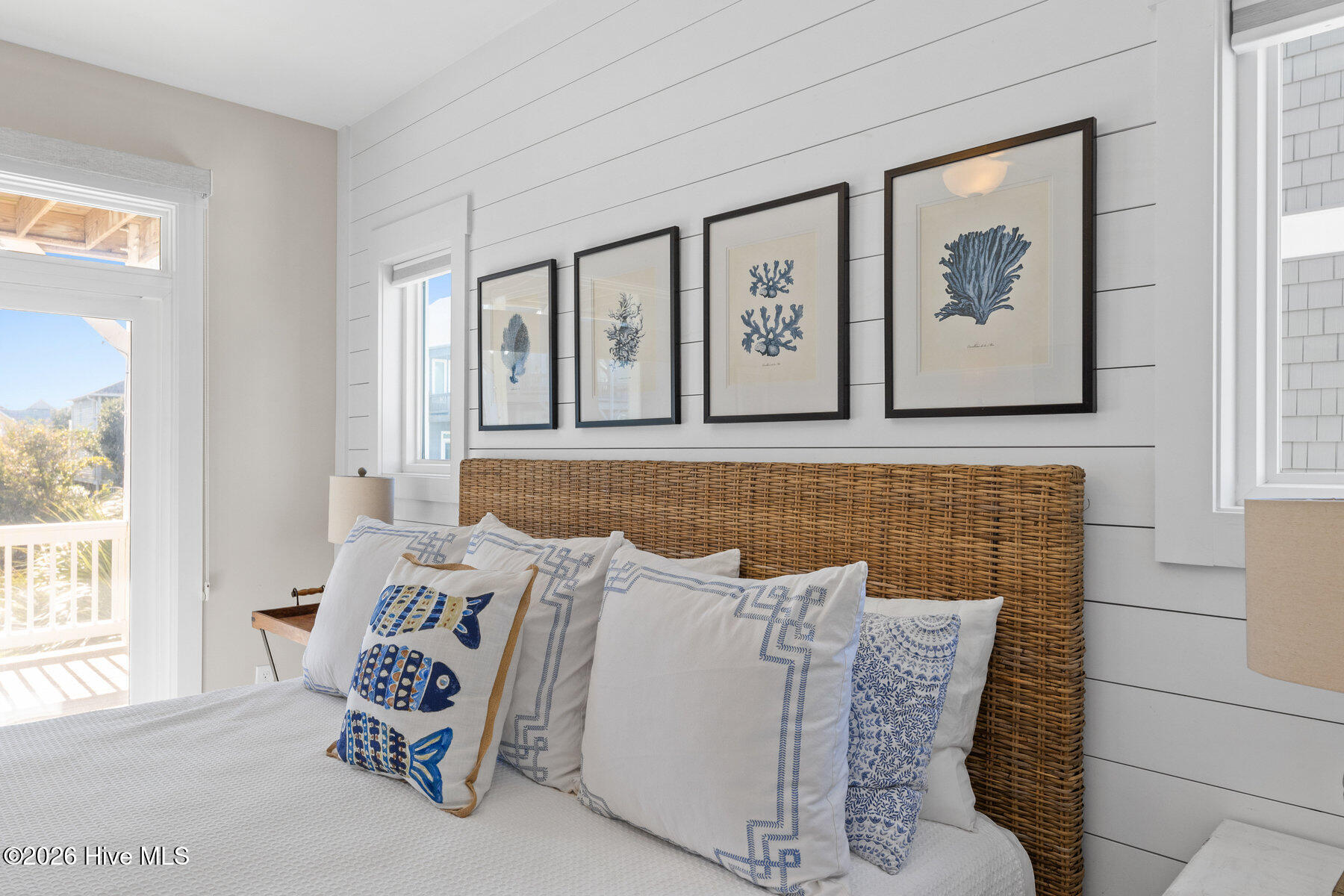 100555892 | Photo 29