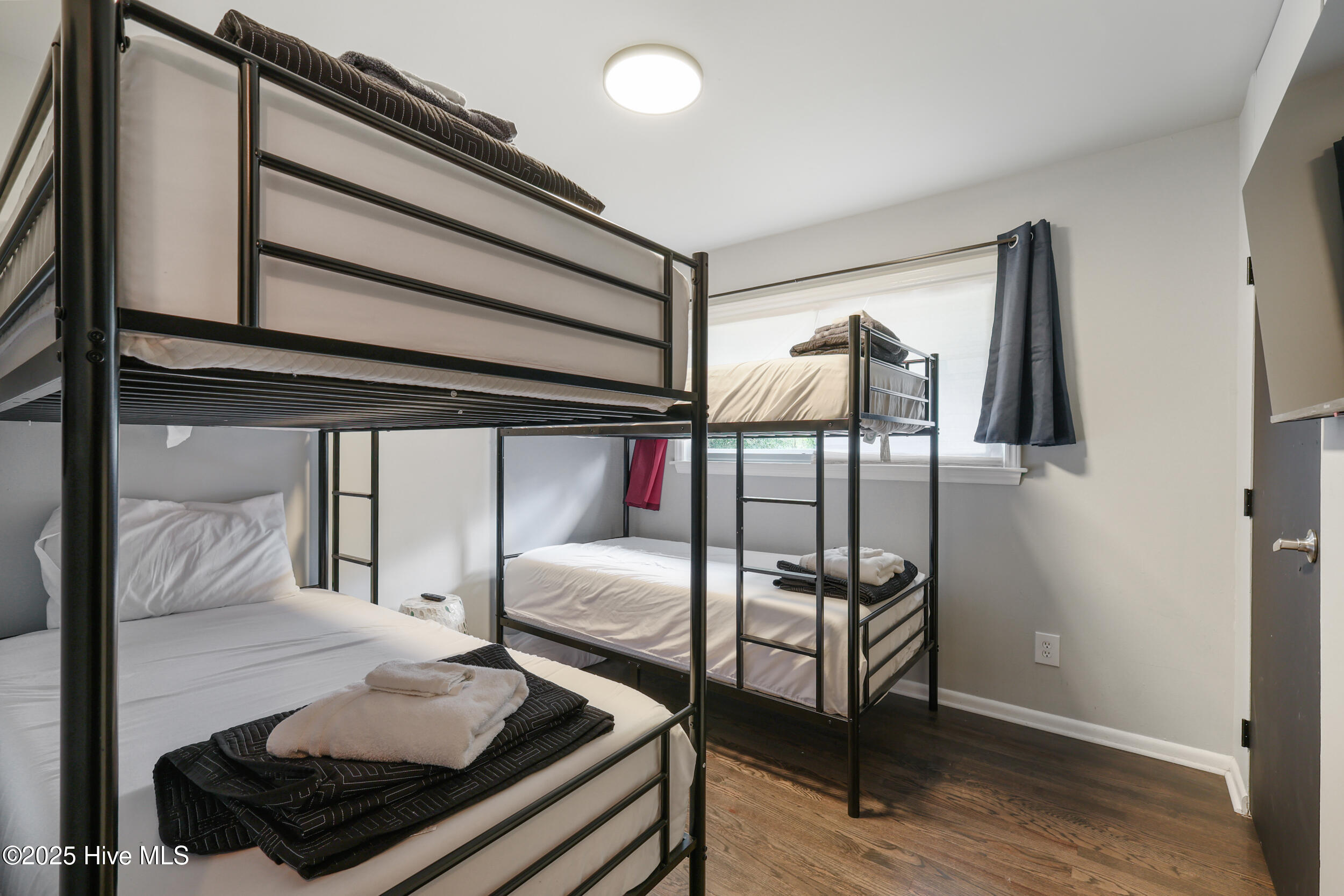 100527565 | Photo 20