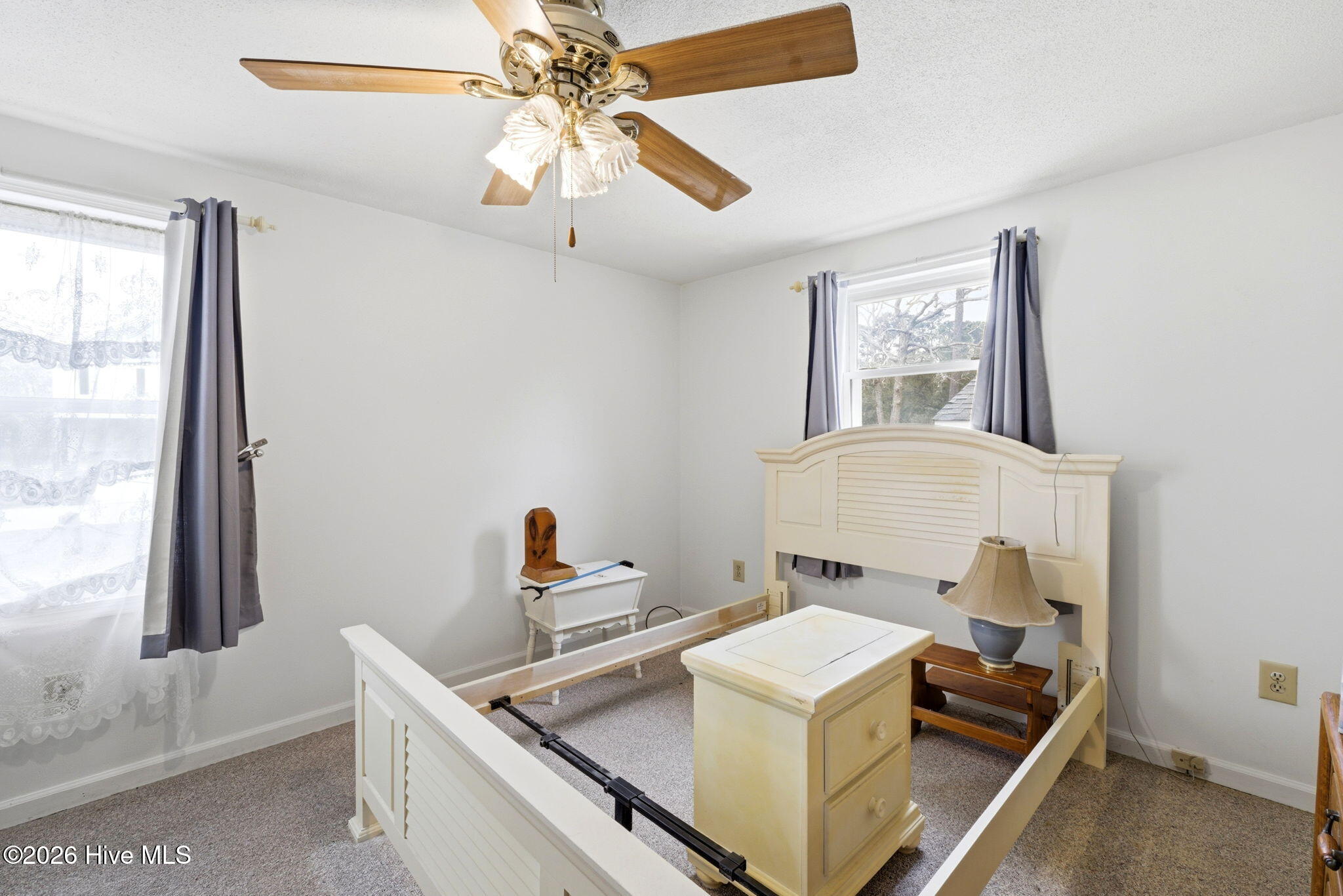 100558403 | Photo 38