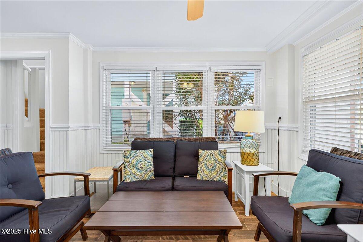 100538362 | Photo 29