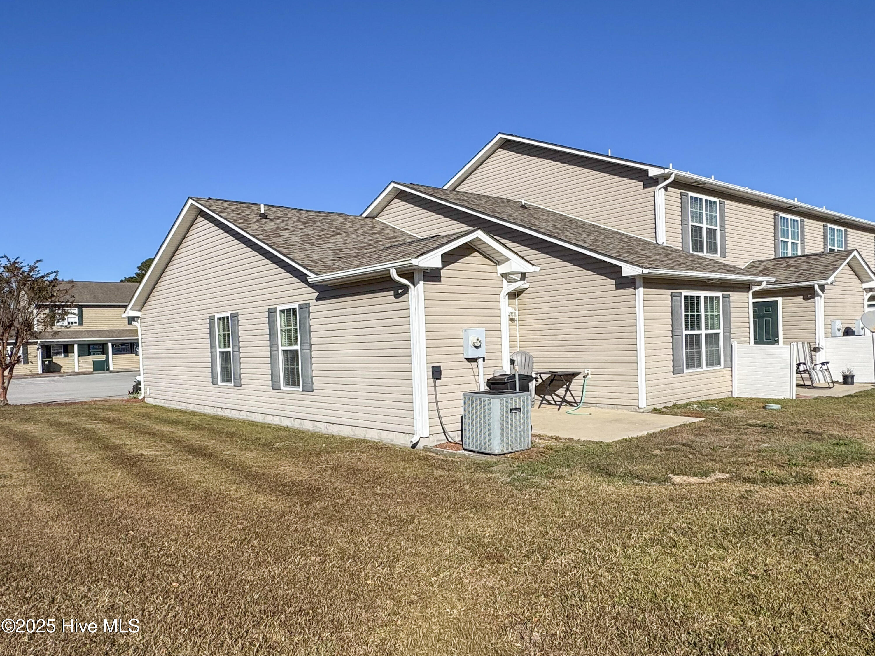 100541804 | Photo 32