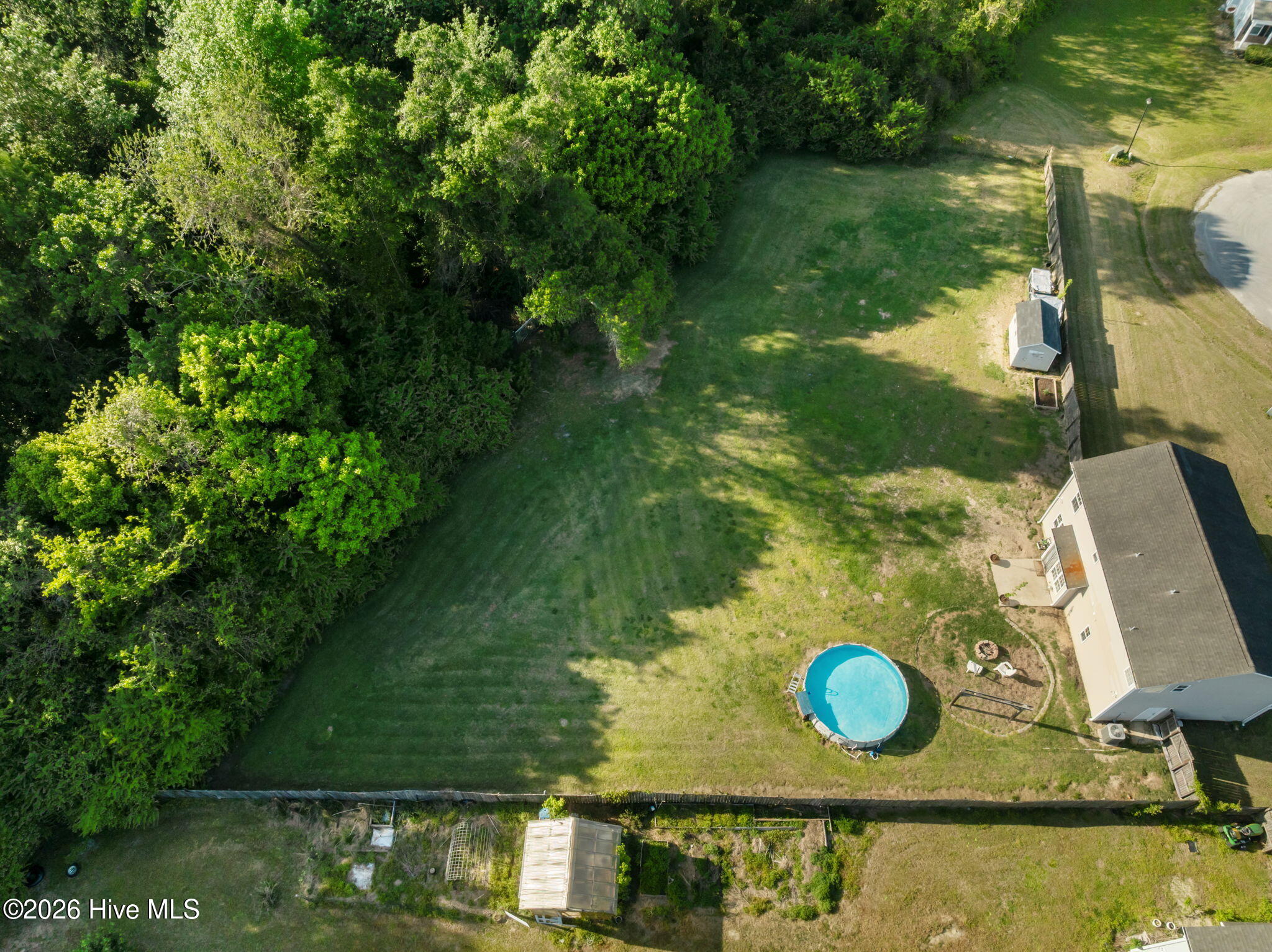 100567671 | Photo 20