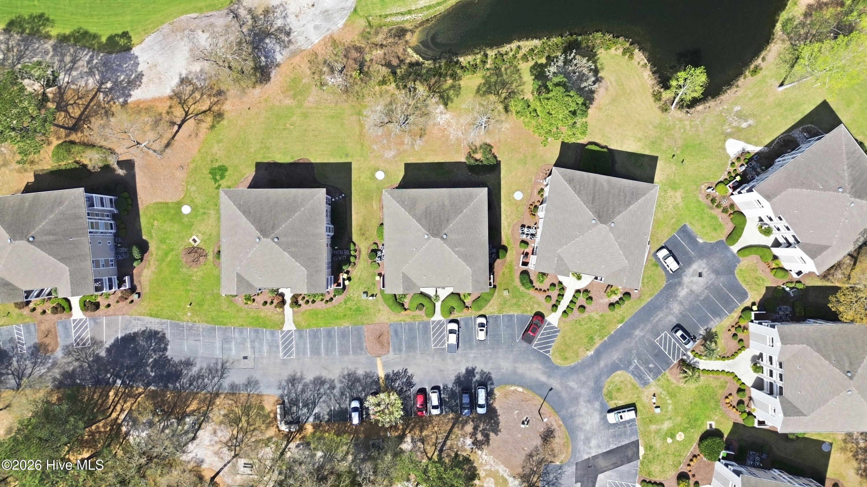 100561892 | Photo 71