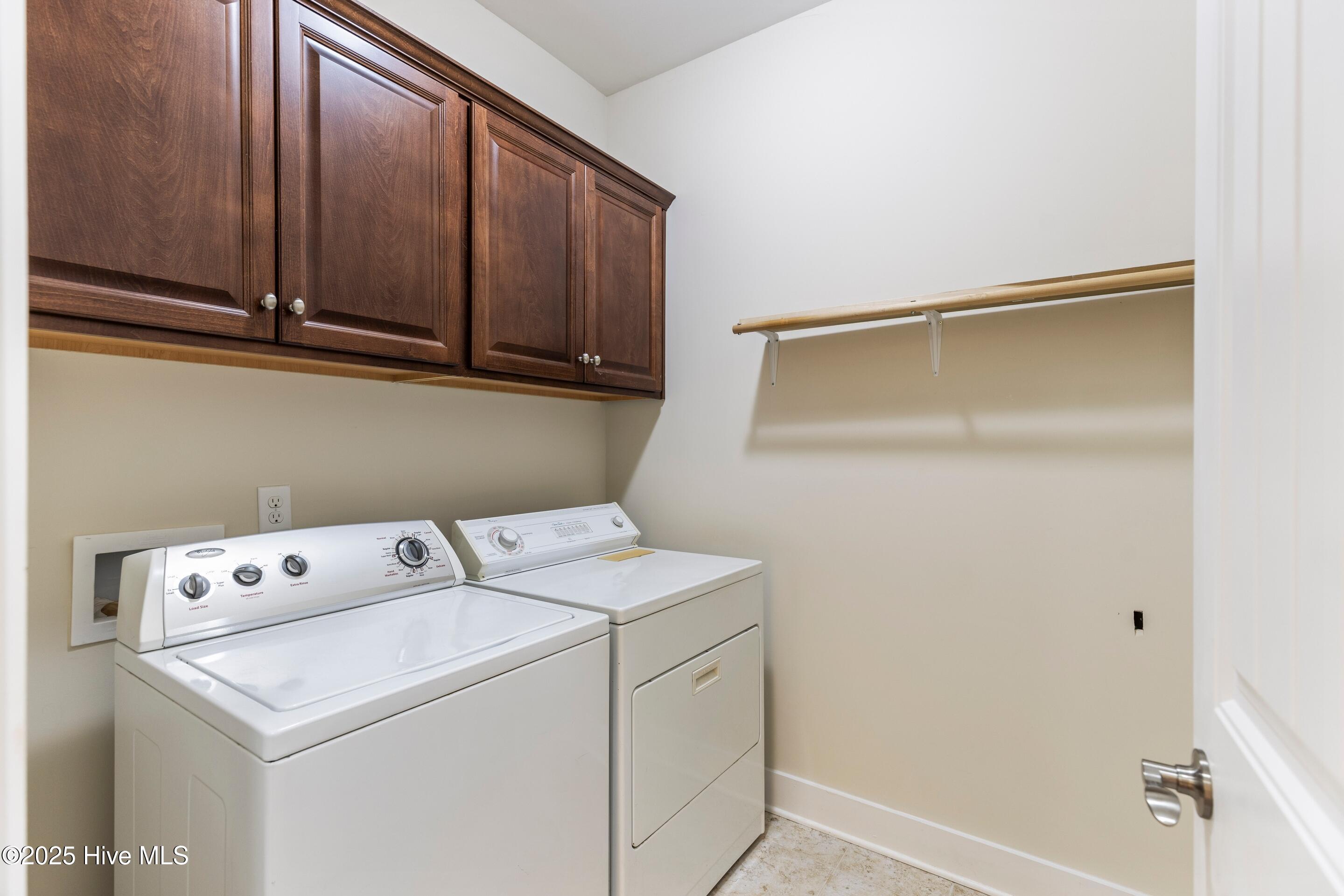 100542778 | Photo 26