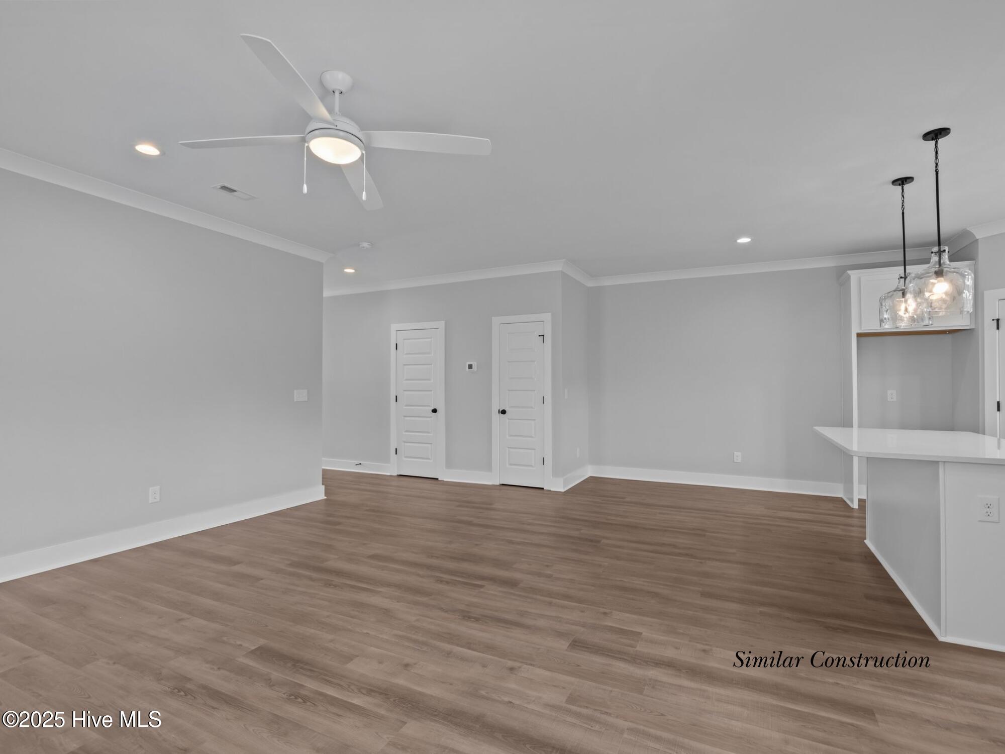 Living & Dining Area