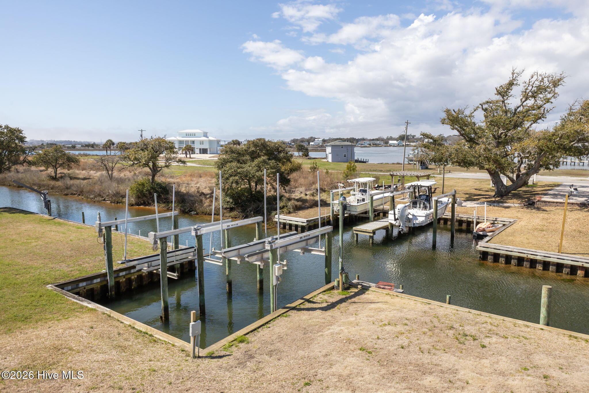 100559740 | Photo 47