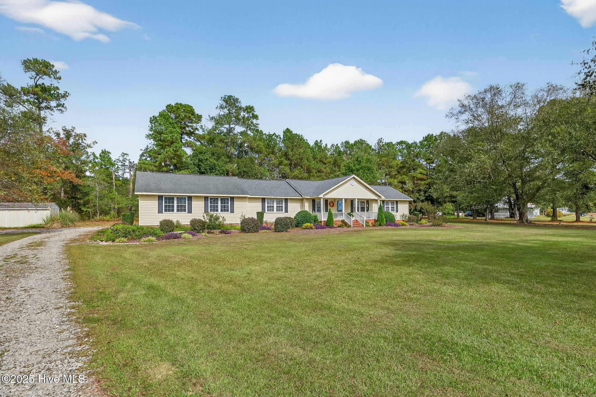 Homes for sale in La Grange, NC | 5130 Aldridge Store Rd, La Grange, NC 28551 | MLS# 100534465