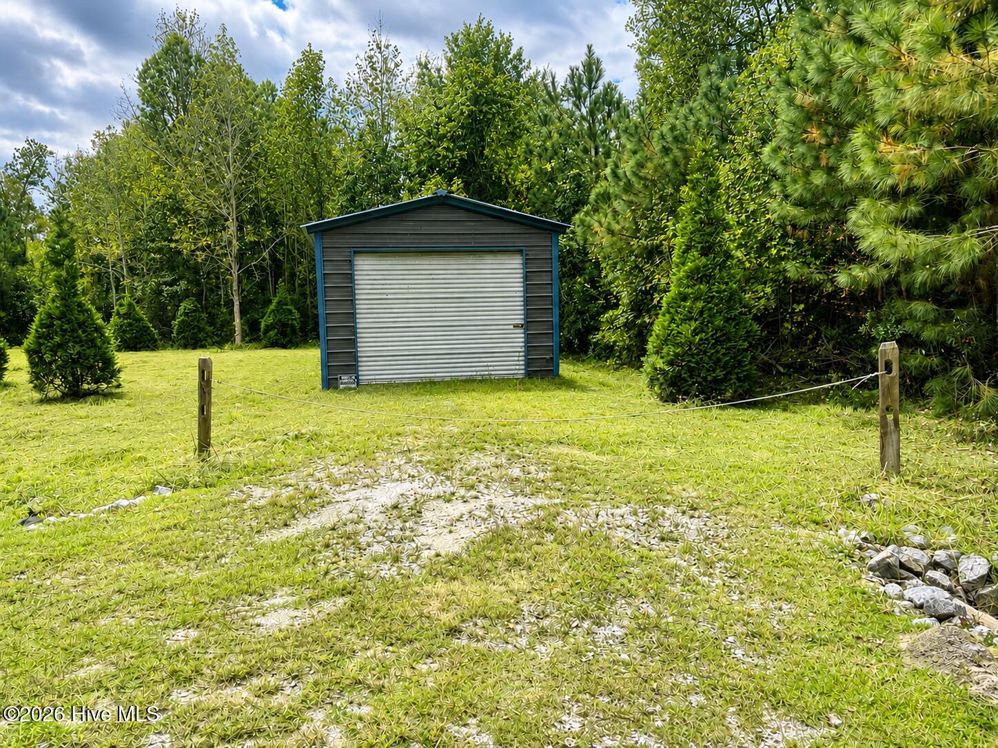 408 Tarpon Outbuilding