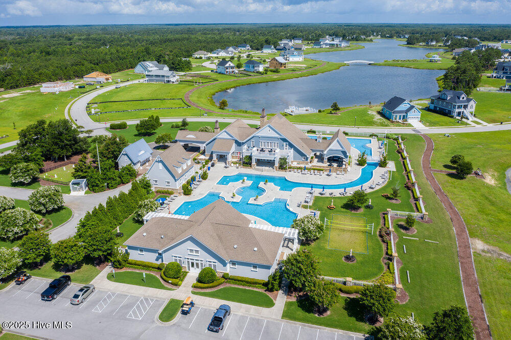 100543264 | Photo 60