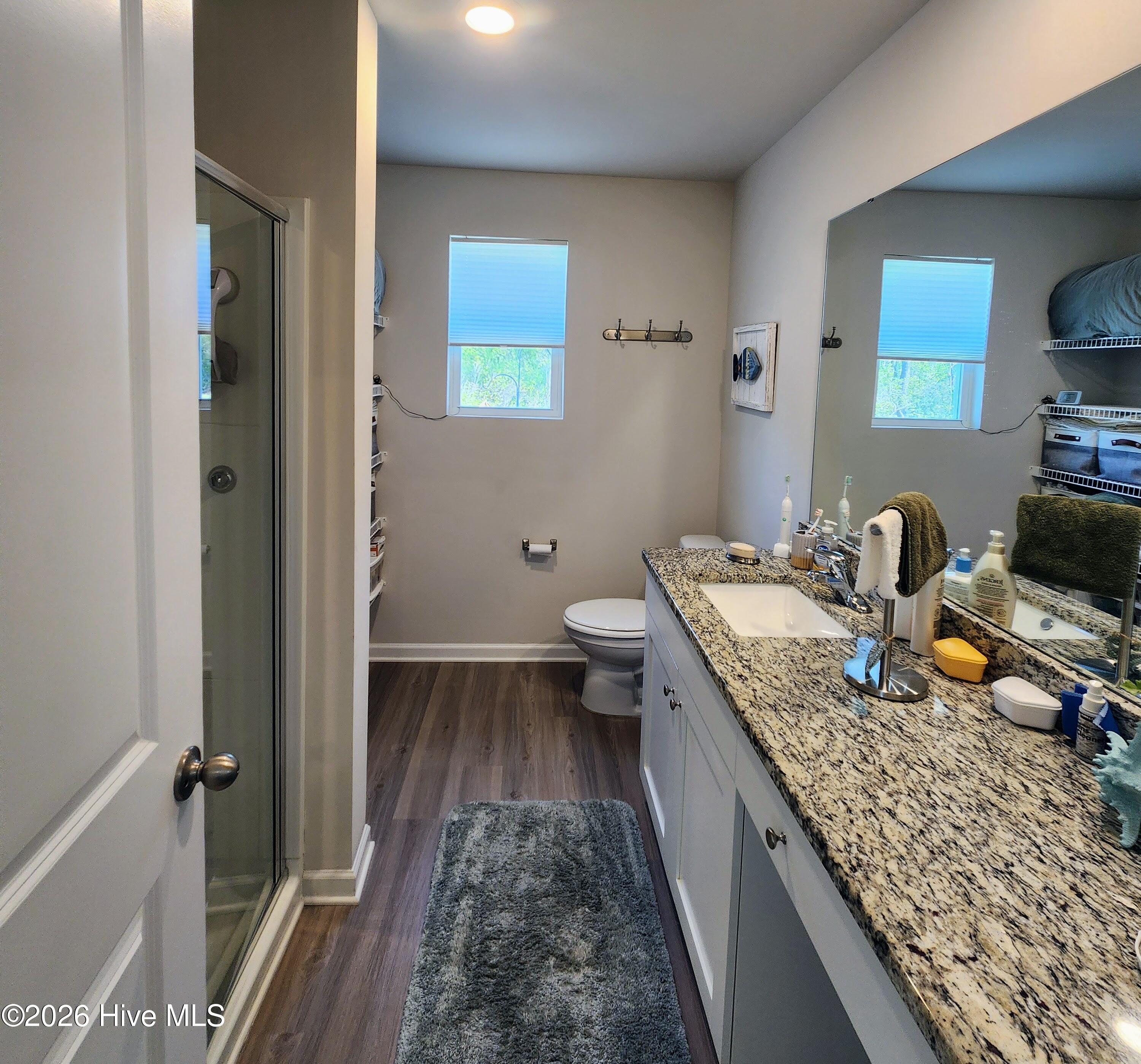 100568159 | Photo 10