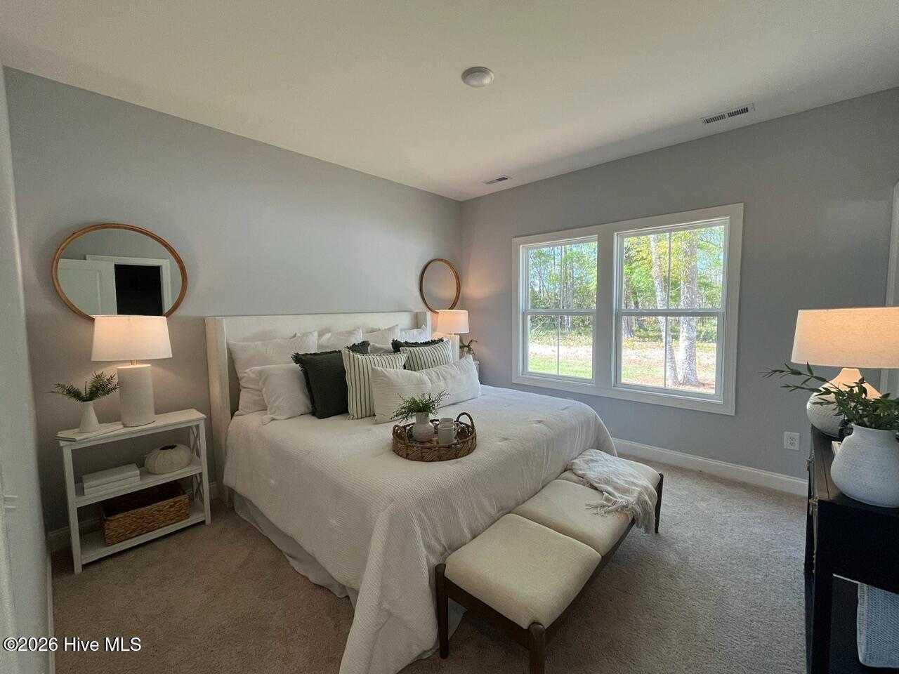 100549872 | Photo 11