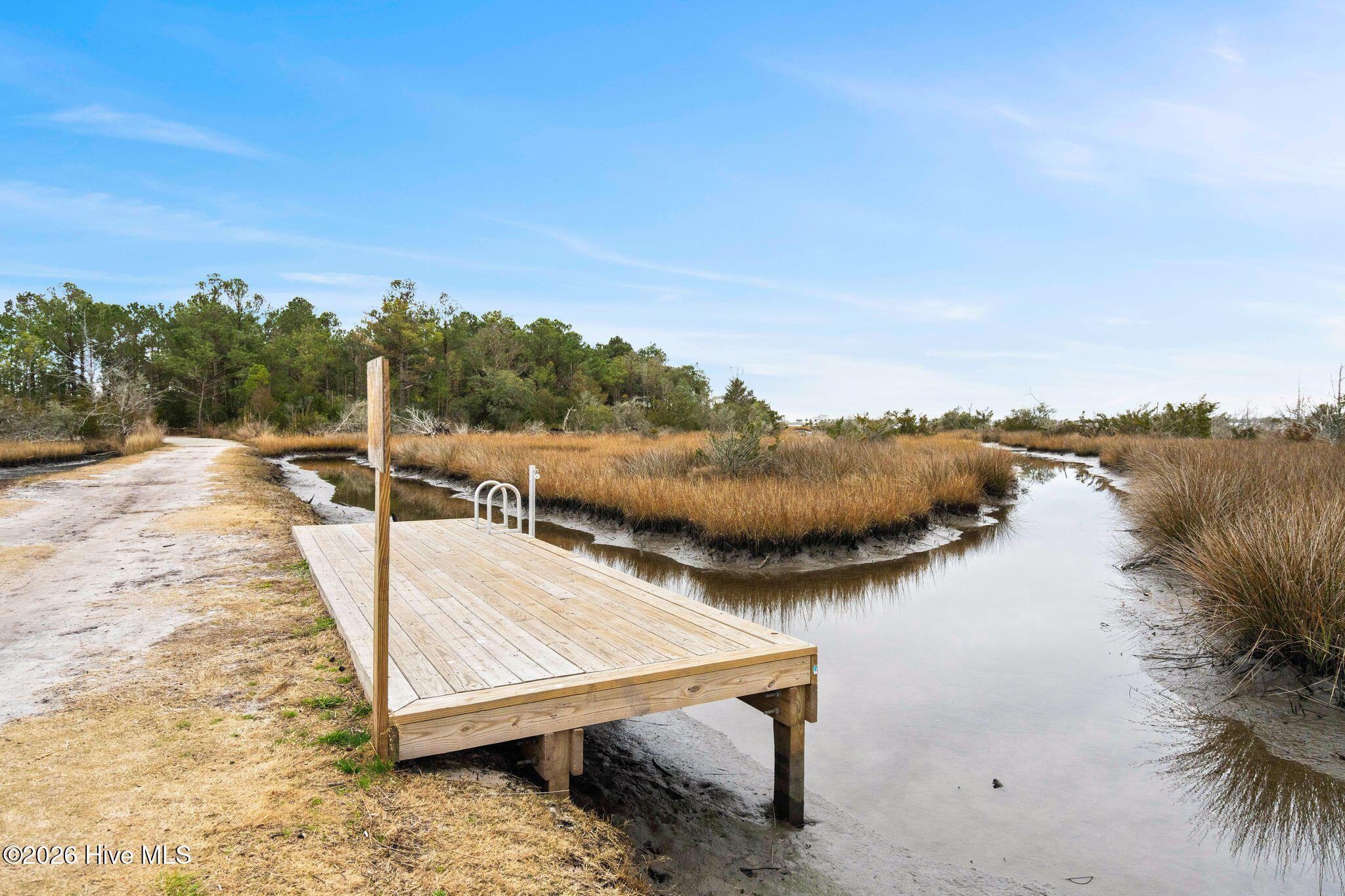 100558926 | Photo 85