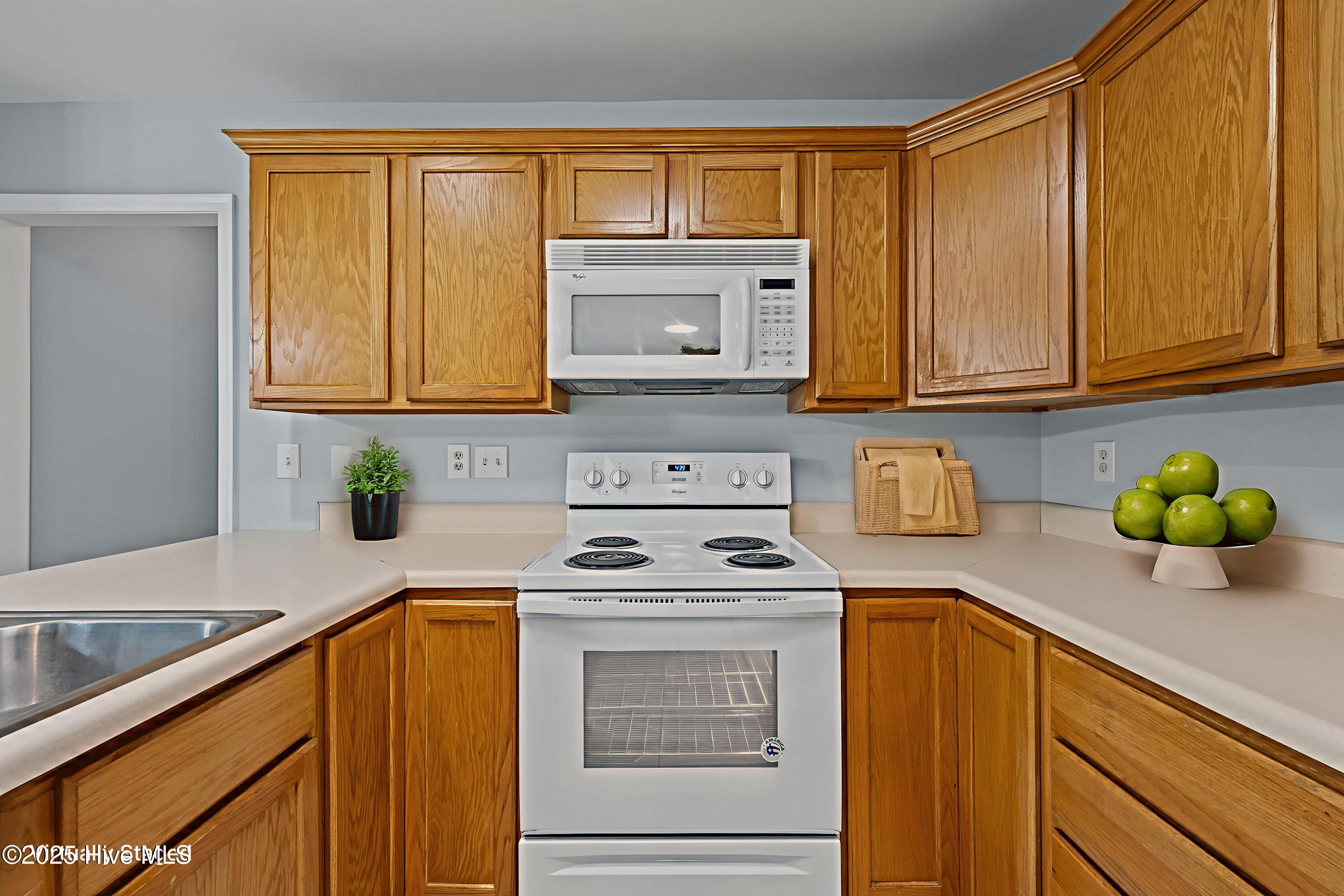 100545429 | Photo 10