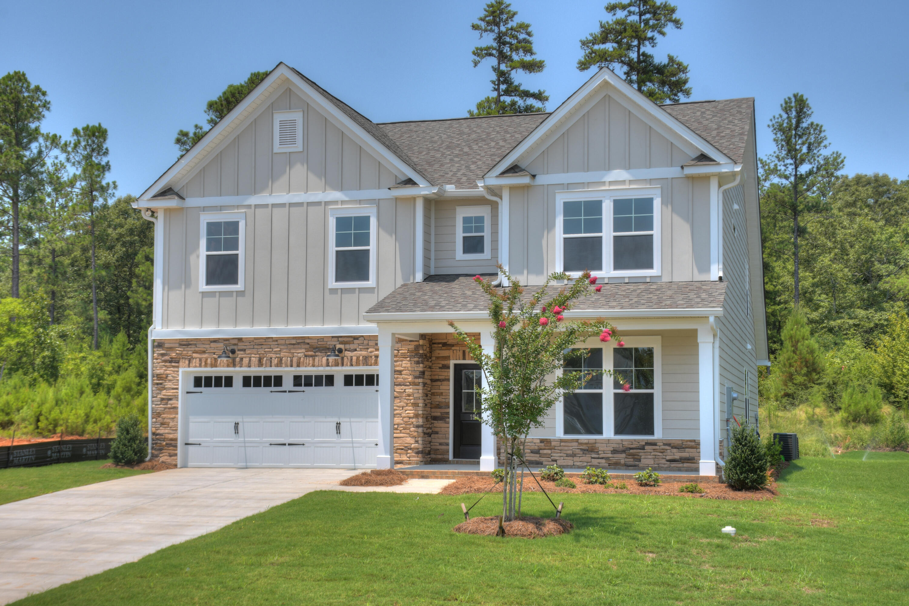 03-103-DON_7489_90_91_92_93