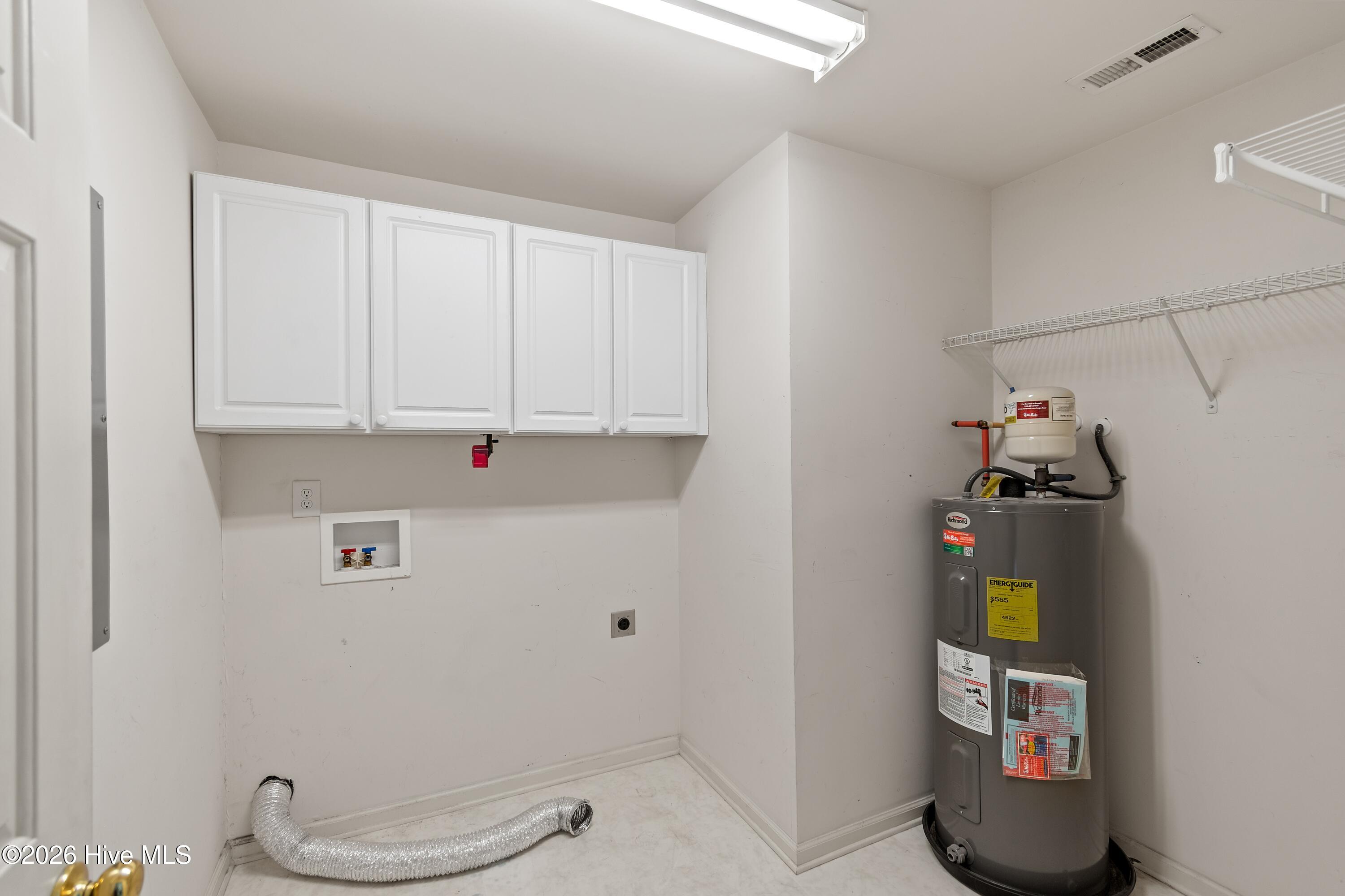 100569174 | Photo 28