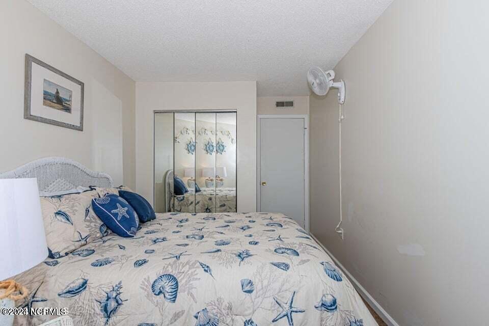 100426007 | Photo 29