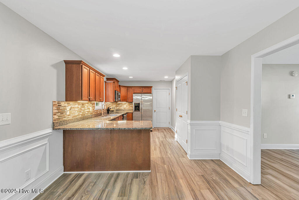 100535510 | Photo 15