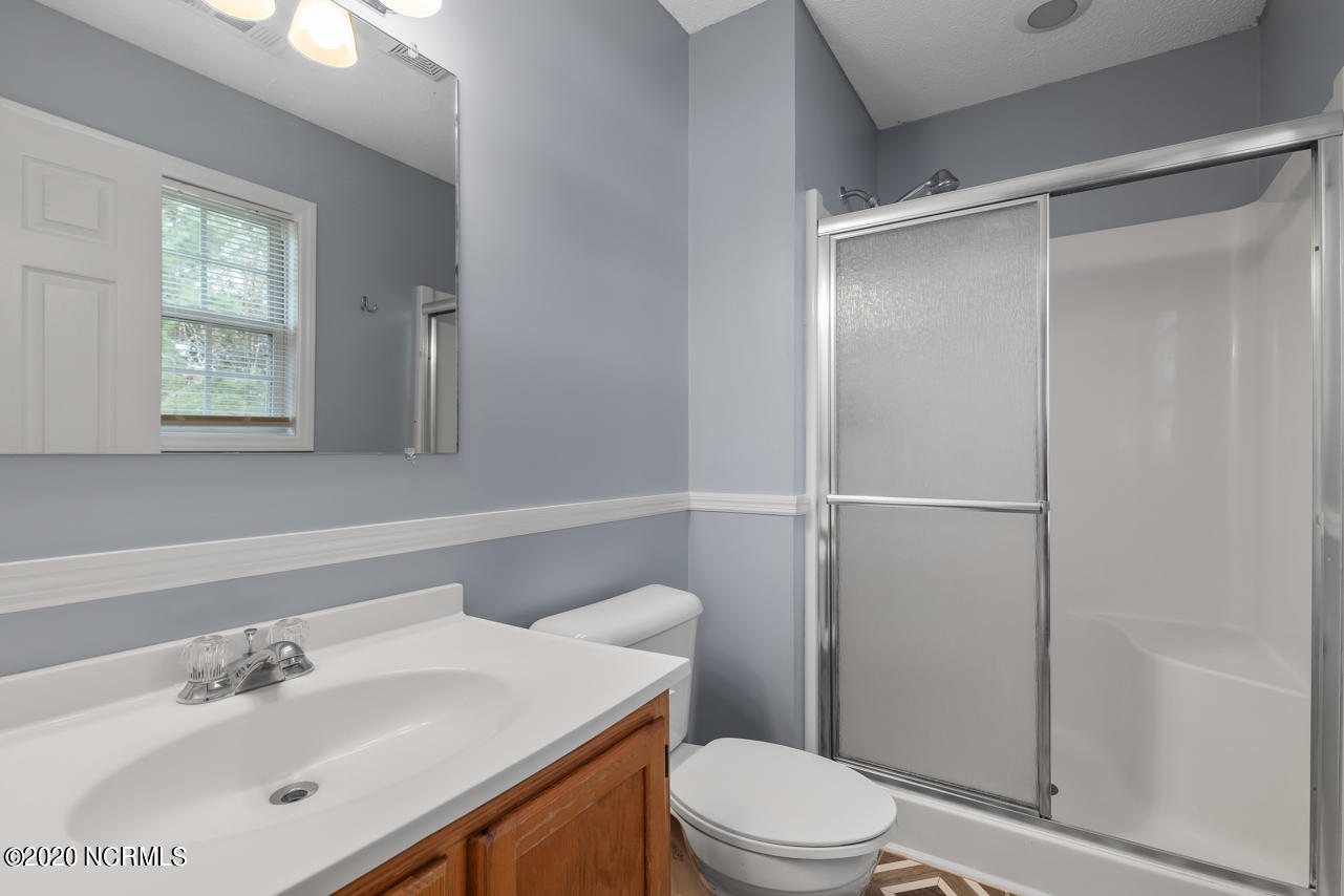 100561714 | Photo 14