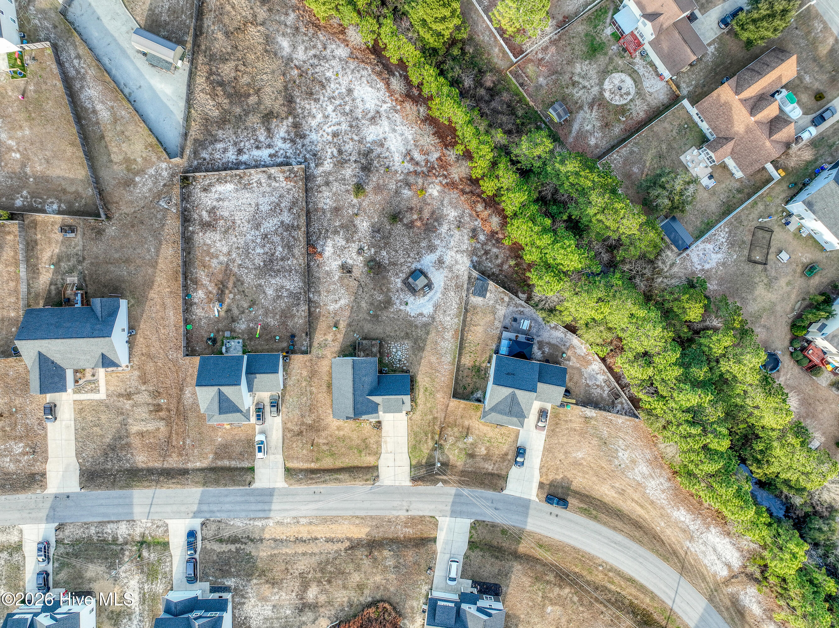 100549687 | Photo 51