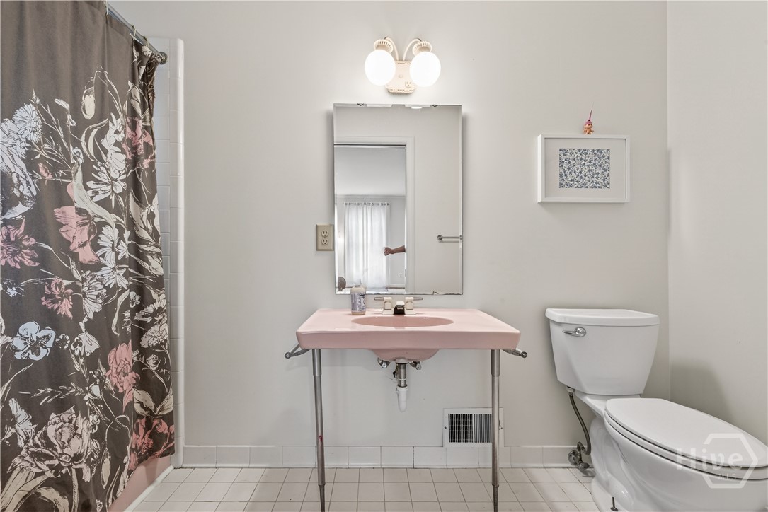 220 Tanglewood Drive, Athens, GA, 30606