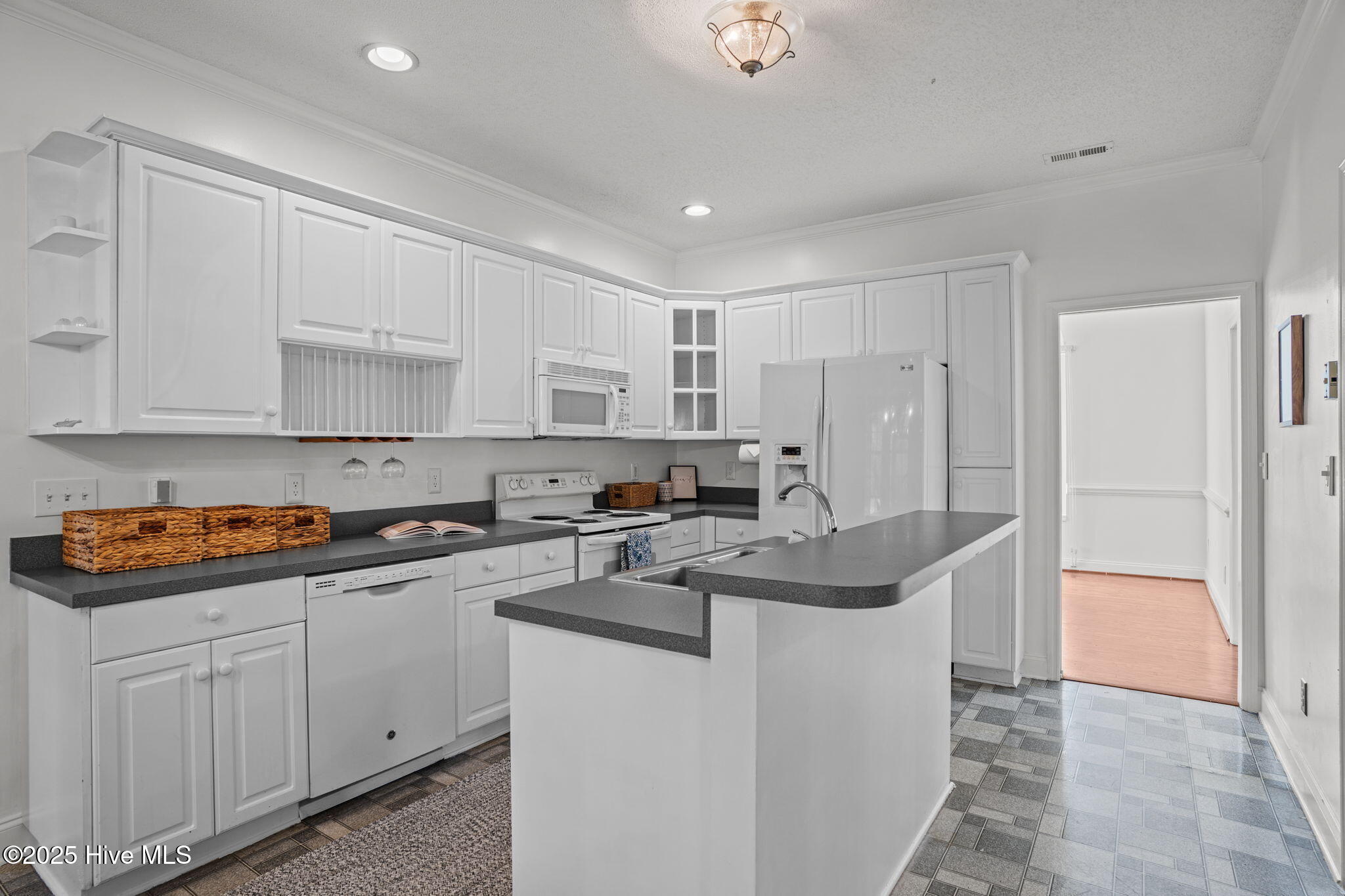 100511511 | Photo 18