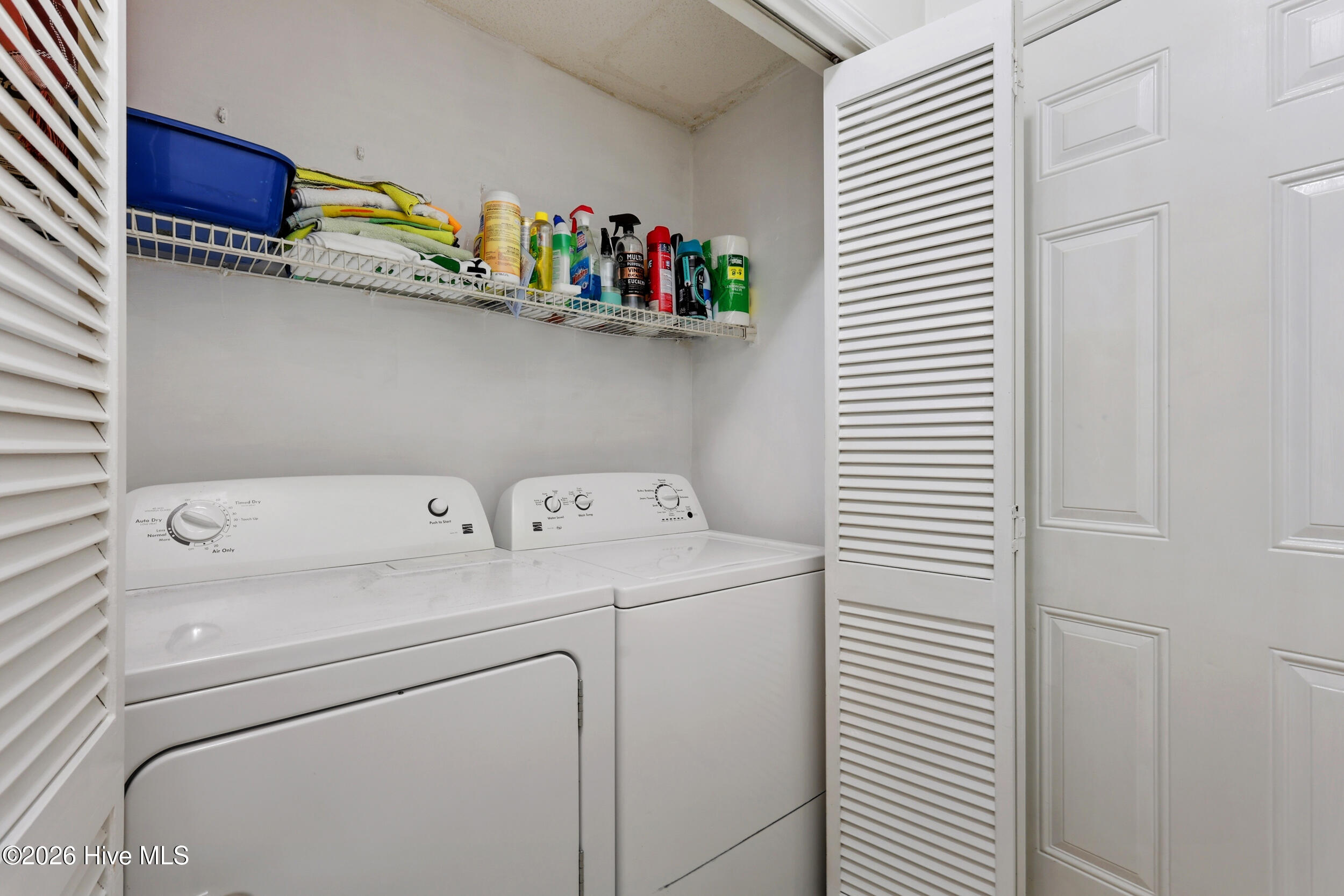 100564893 | Photo 10