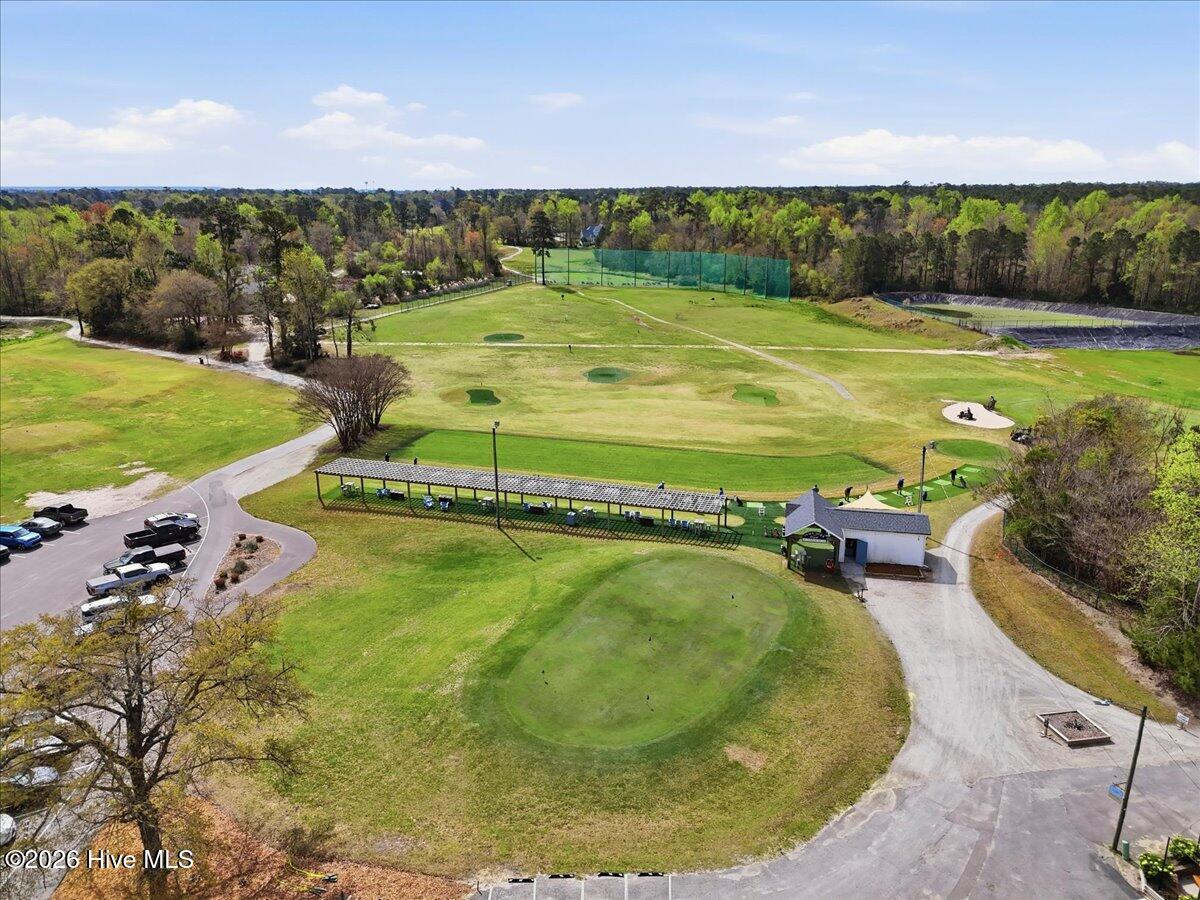 100563011 | Photo 60