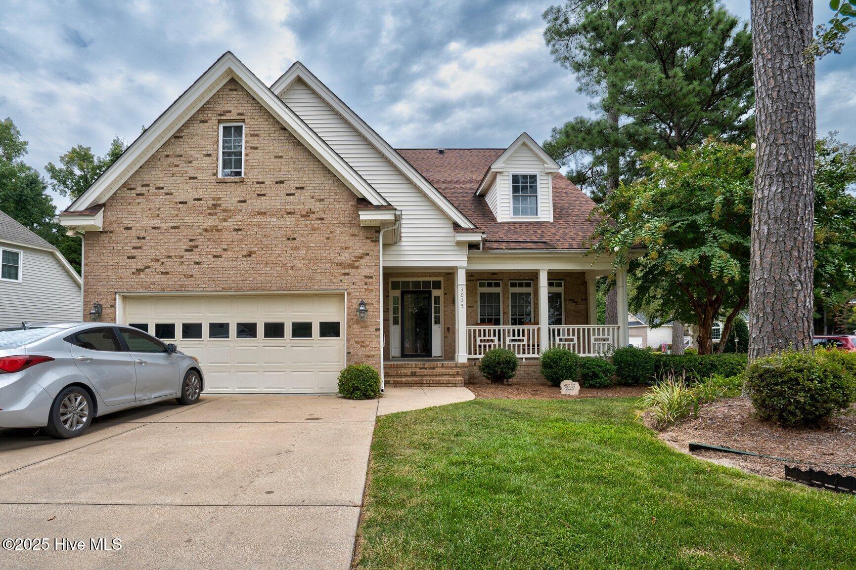 Property at 3025 Woods Walk Way