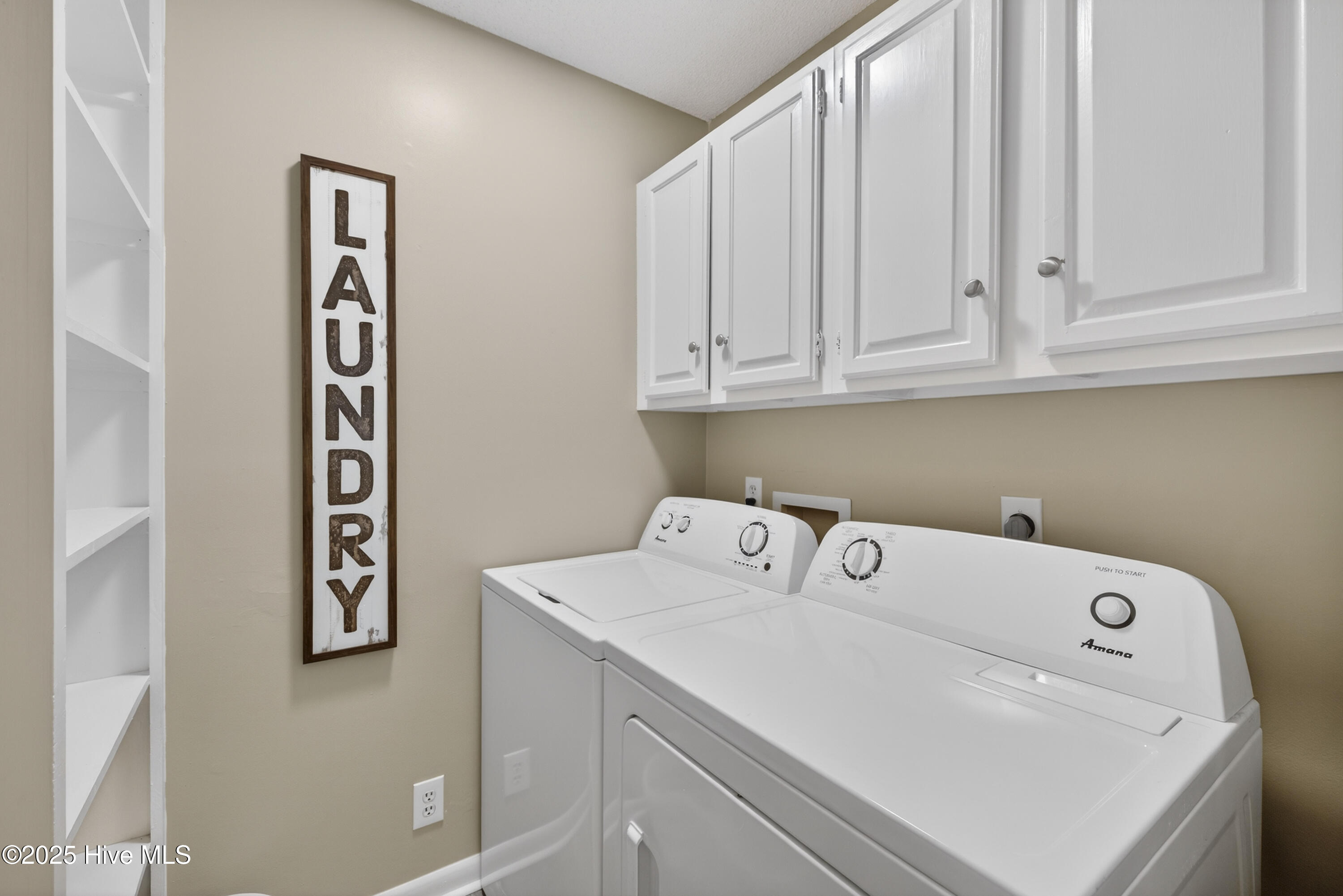 100543749 | Photo 31