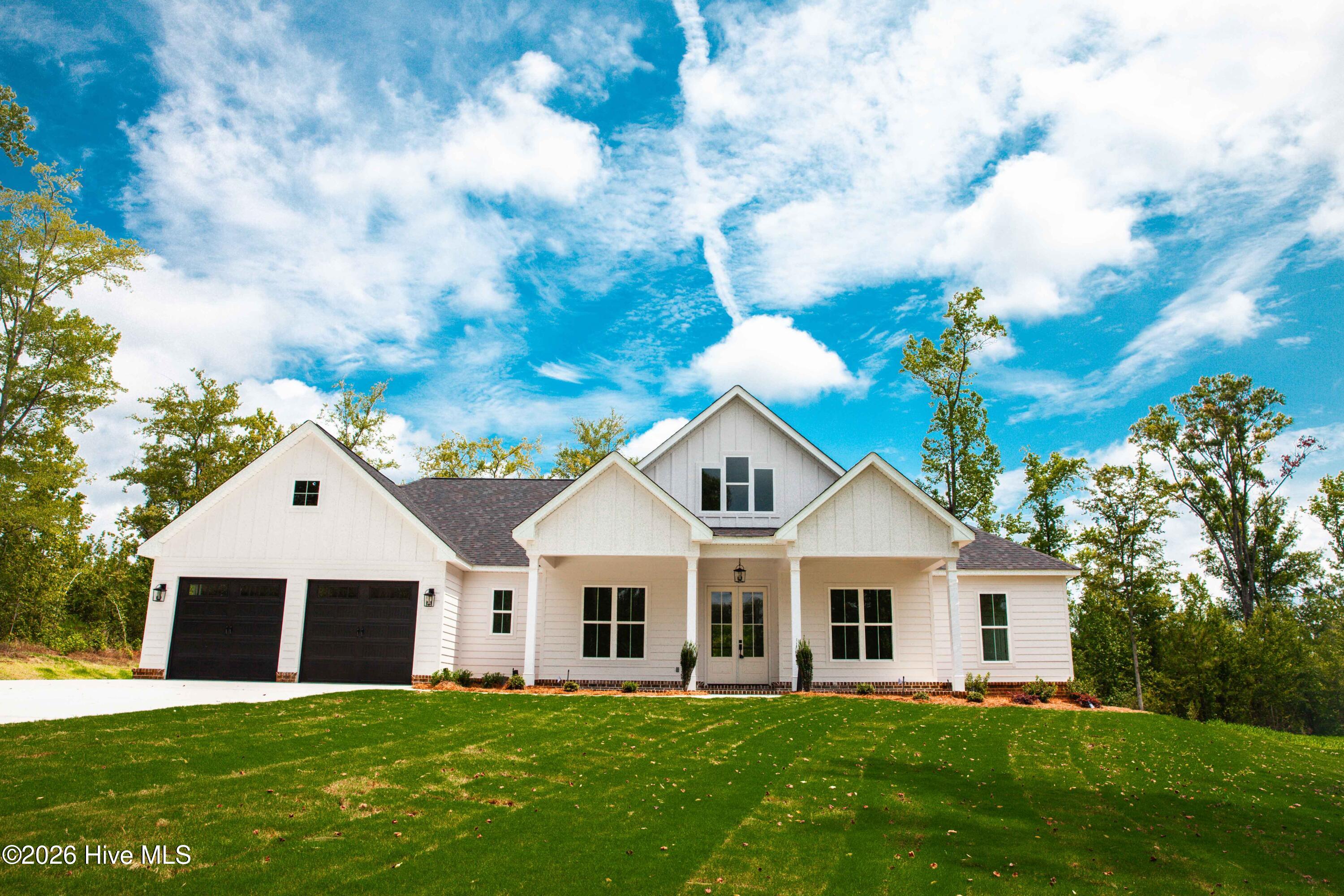 3rd image of 916 Fairbourne Dr, Grovetown, GA 30813 | MLS# 100579389