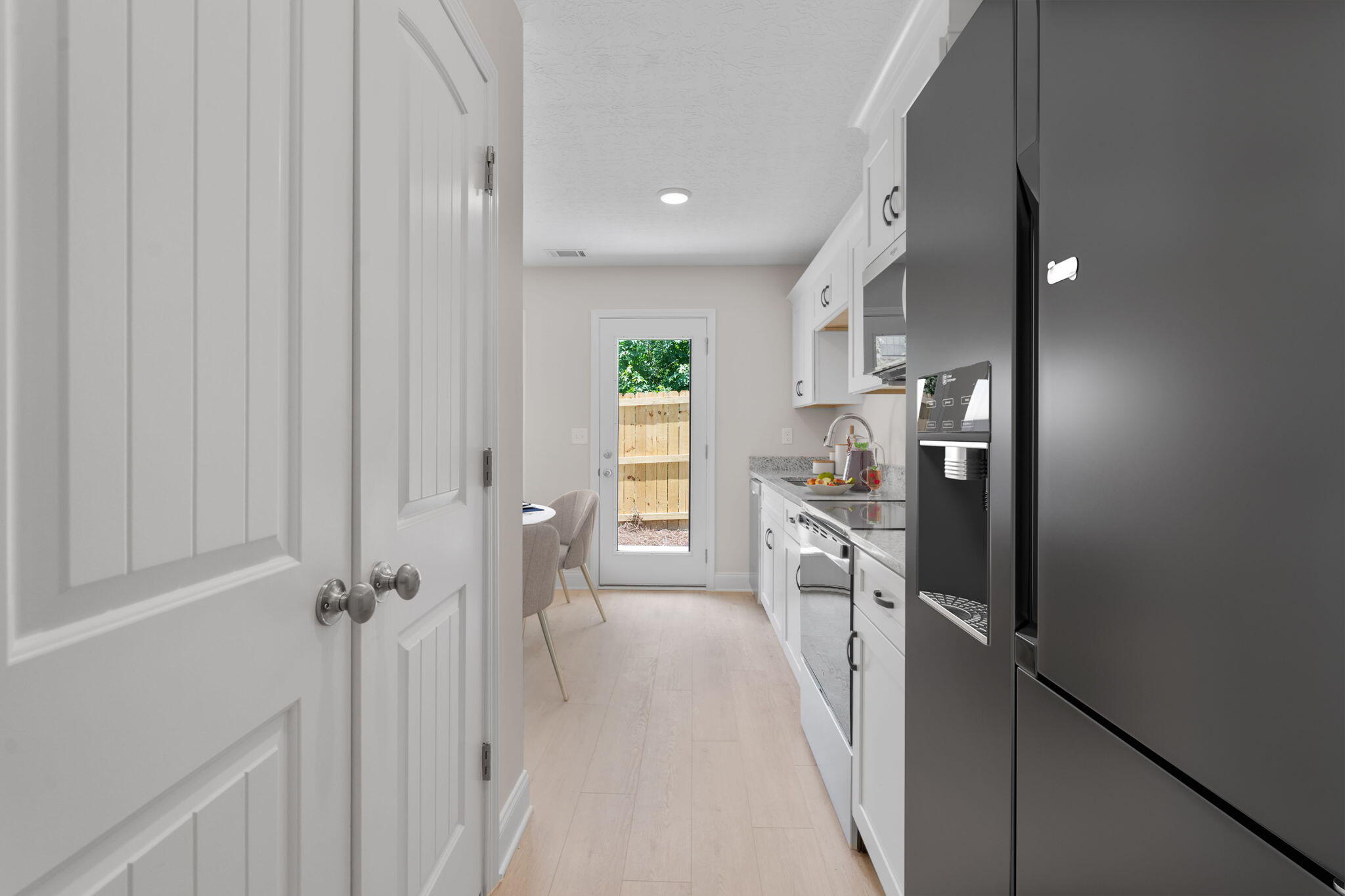 35-web-or-mls-Kitchen1 (3)