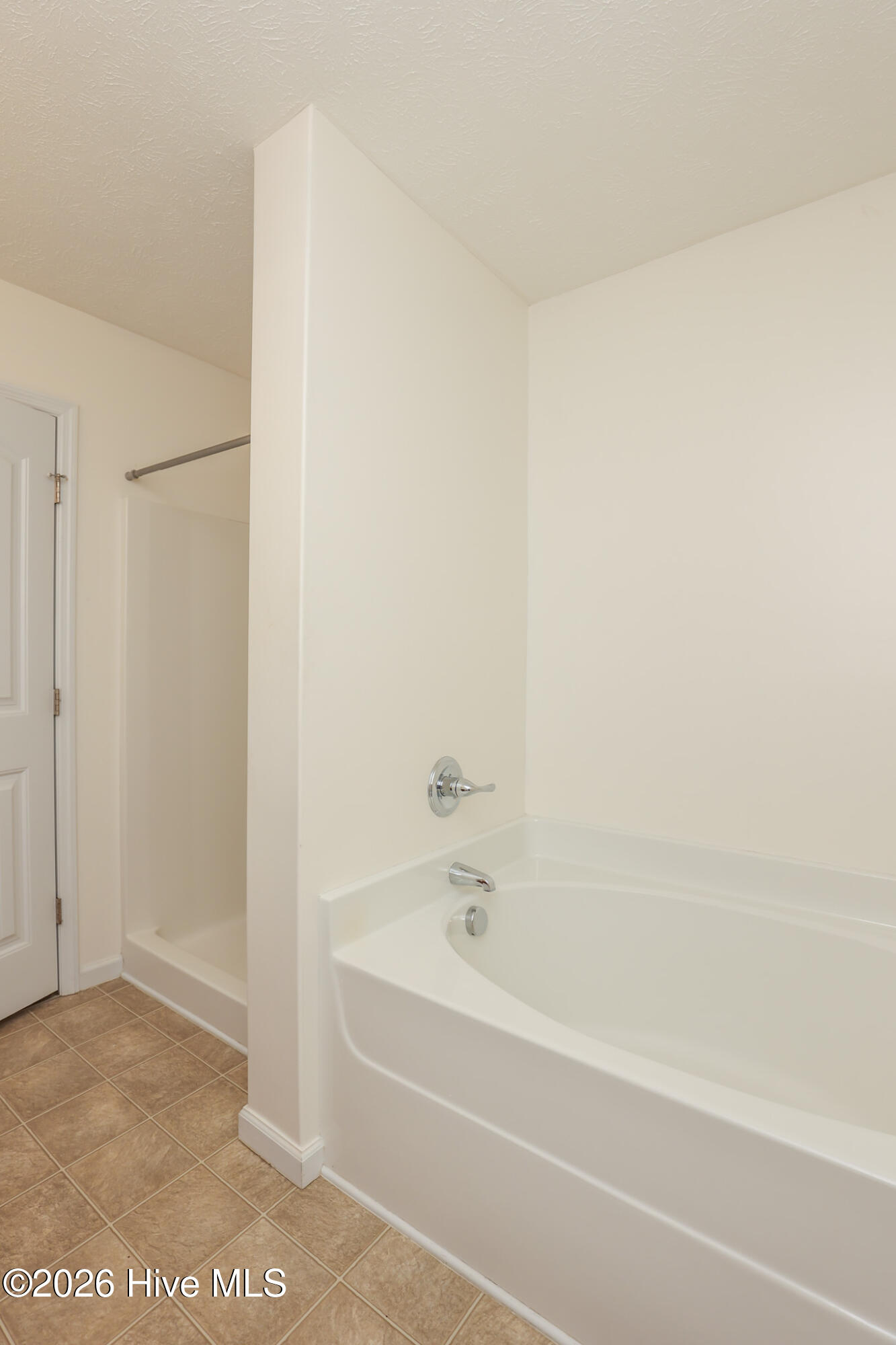 100523026 | Photo 26