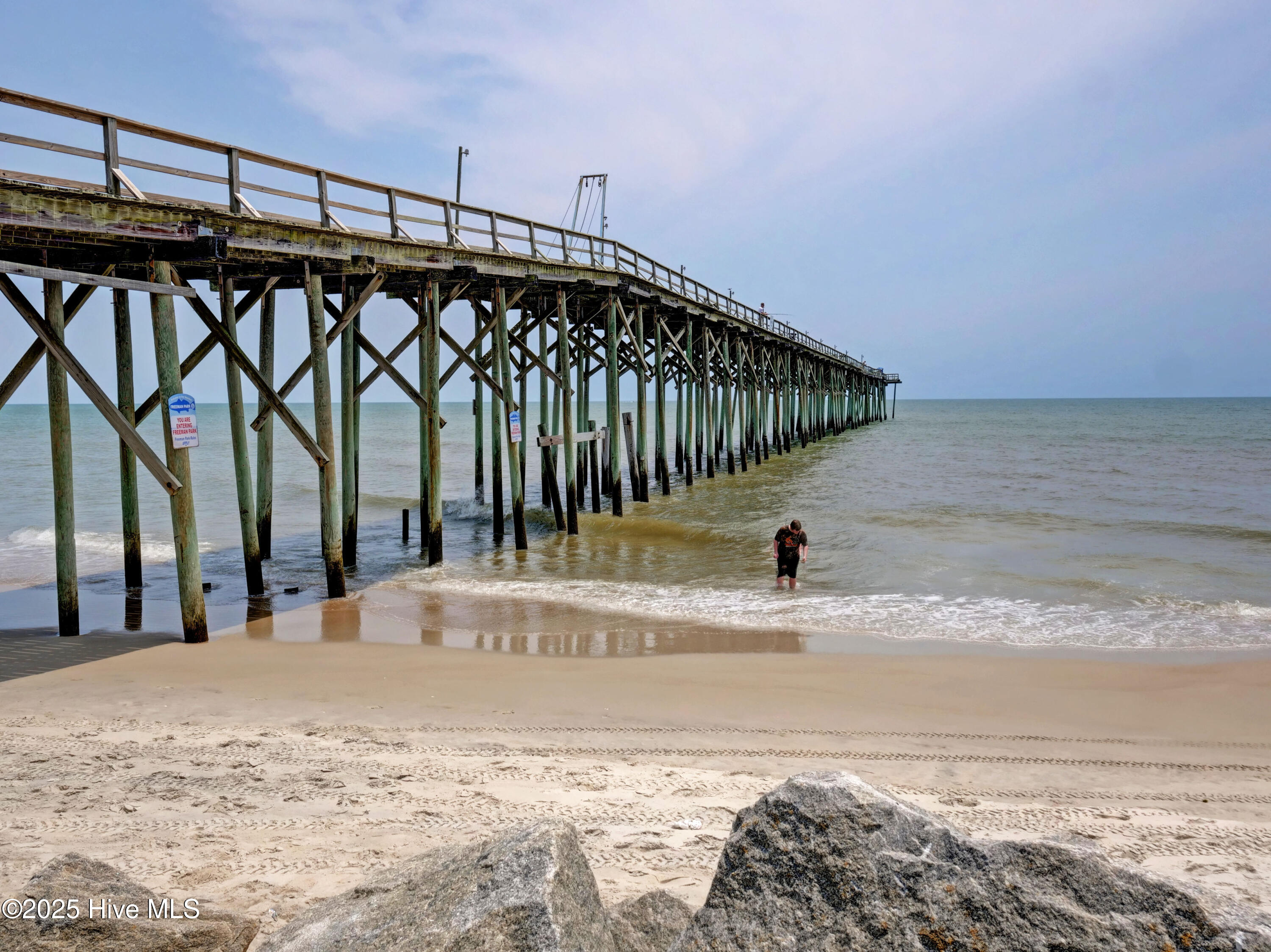 100545866 | Photo 36