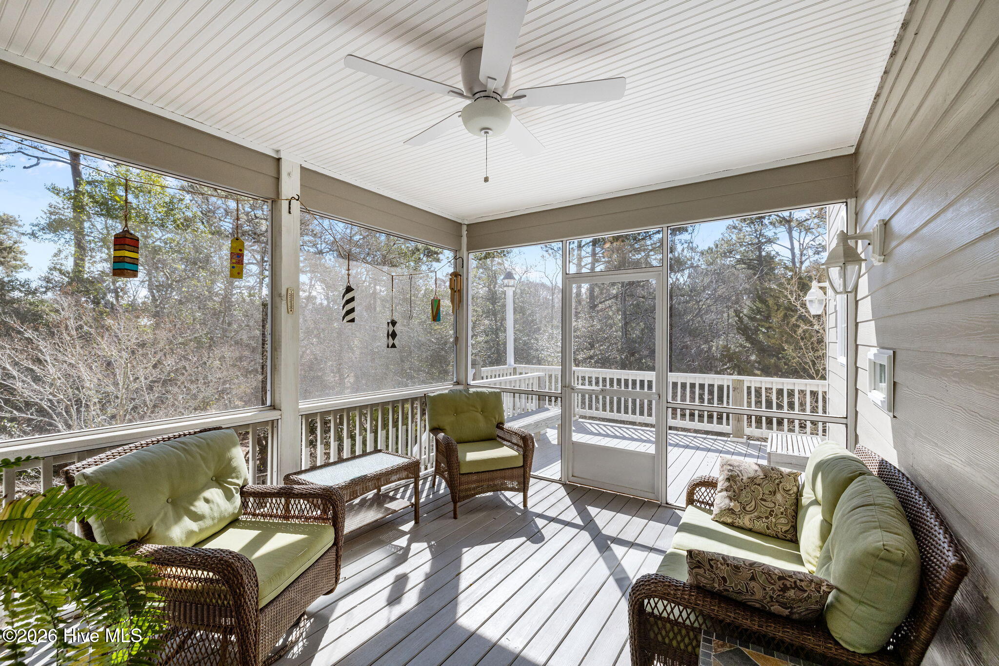 100556674 | Photo 27