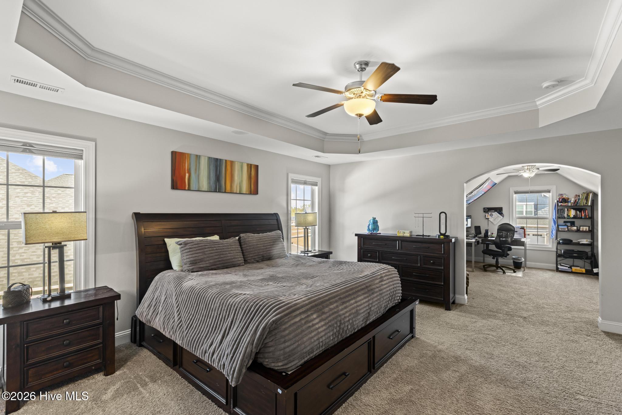 100553359 | Photo 19