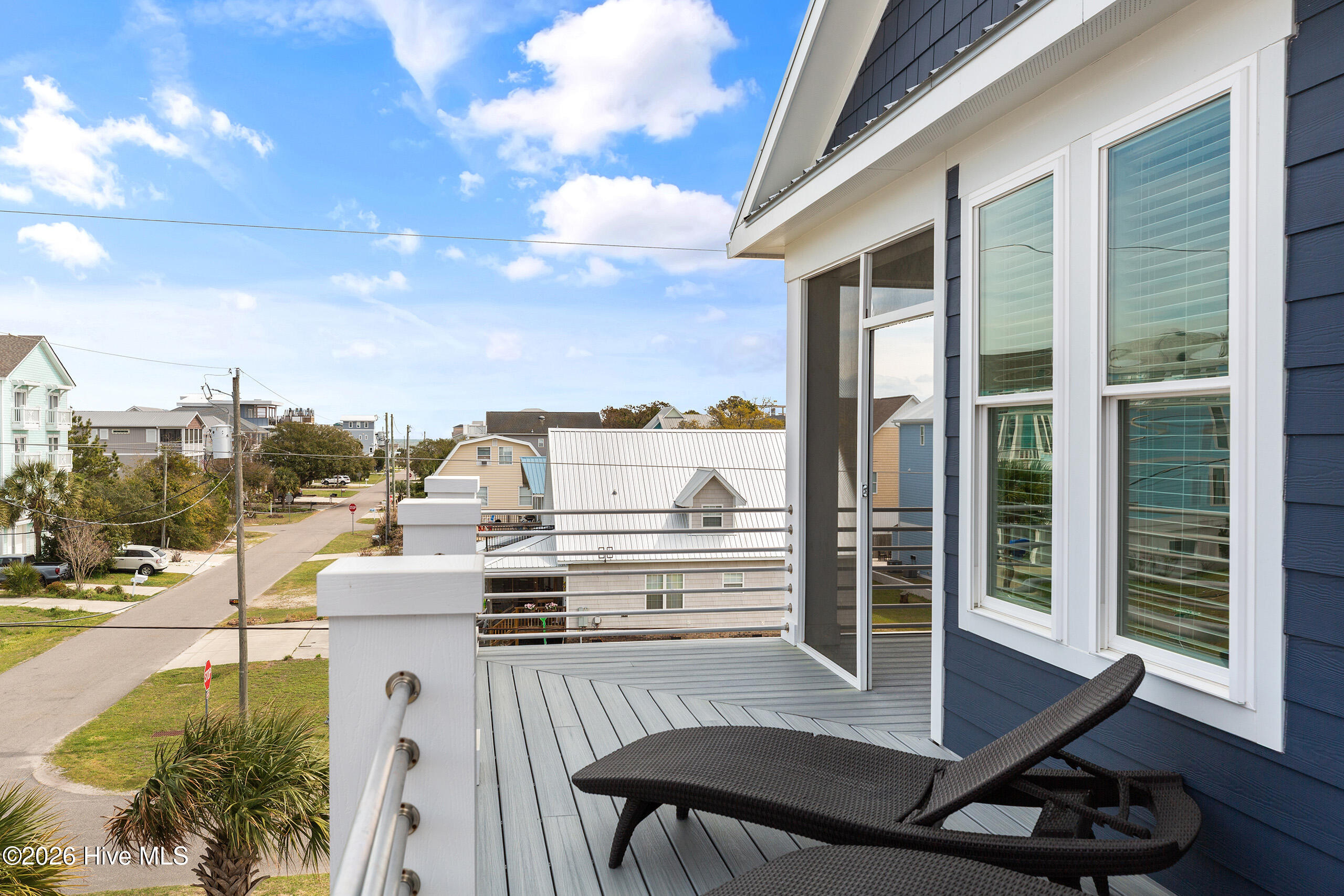 100562975 | Photo 29