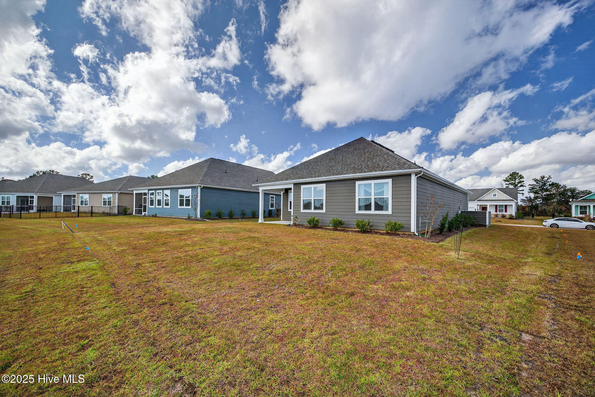 100541027 | Photo 32