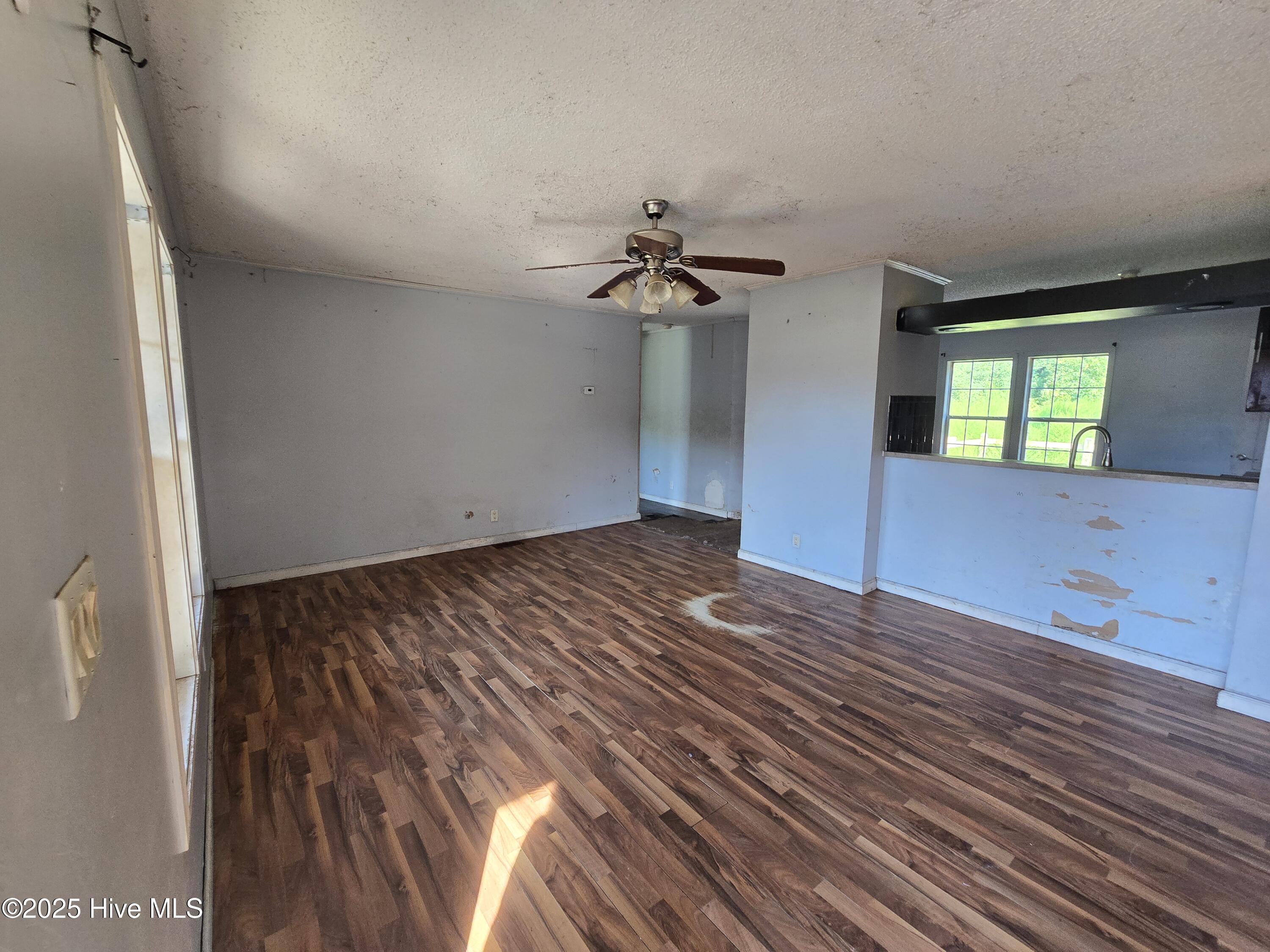 Homes for sale in Elizabeth City, NC | 586 Old Us 17, Elizabeth City, NC 27909 | MLS# 100529307