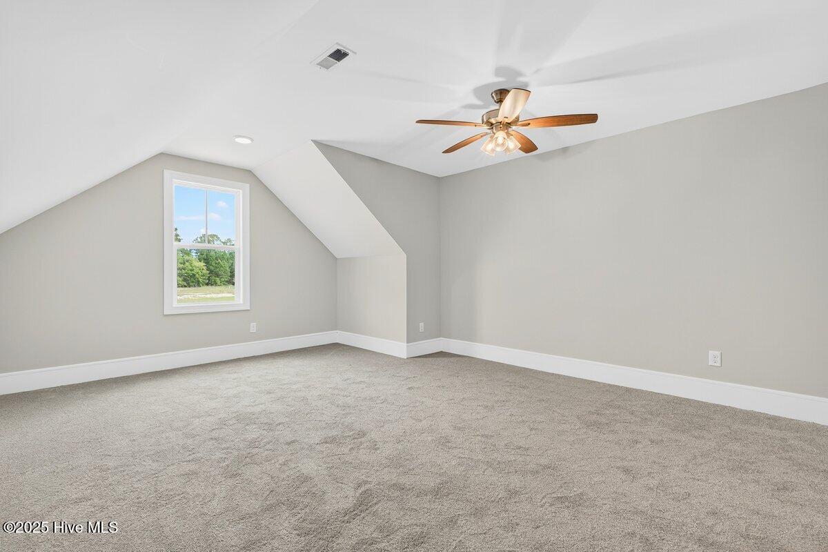 100545863 | Photo 53