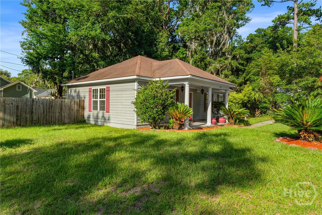 Photo 3 of Single family home for sale at 2200 East 59th St, Savannah, GA 31404 | MLS# SA360889 | Listing updated on 2026-09-16