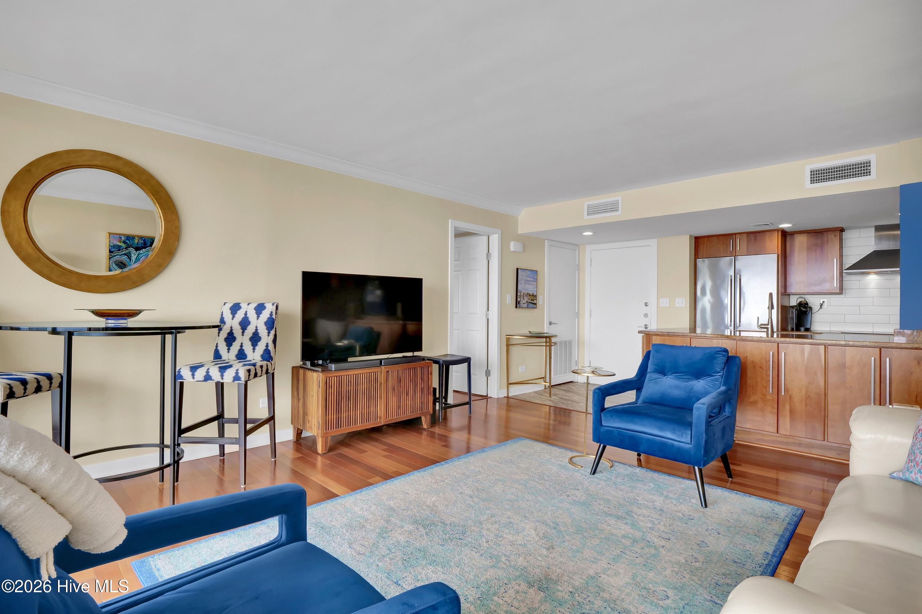 100559794 | Photo 14